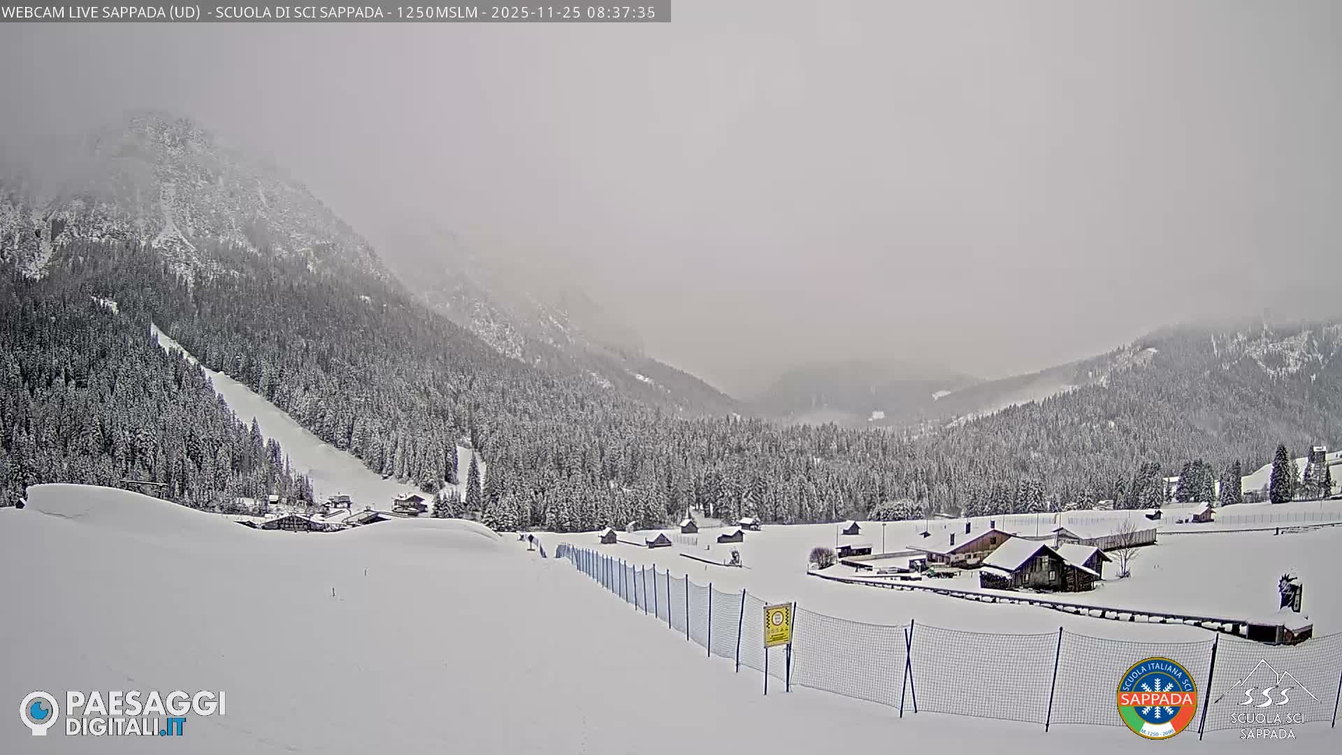  Sappada City Ski School & Ski Slope Live Cam - Udine, Friuli-Venezia Giulia, Italy