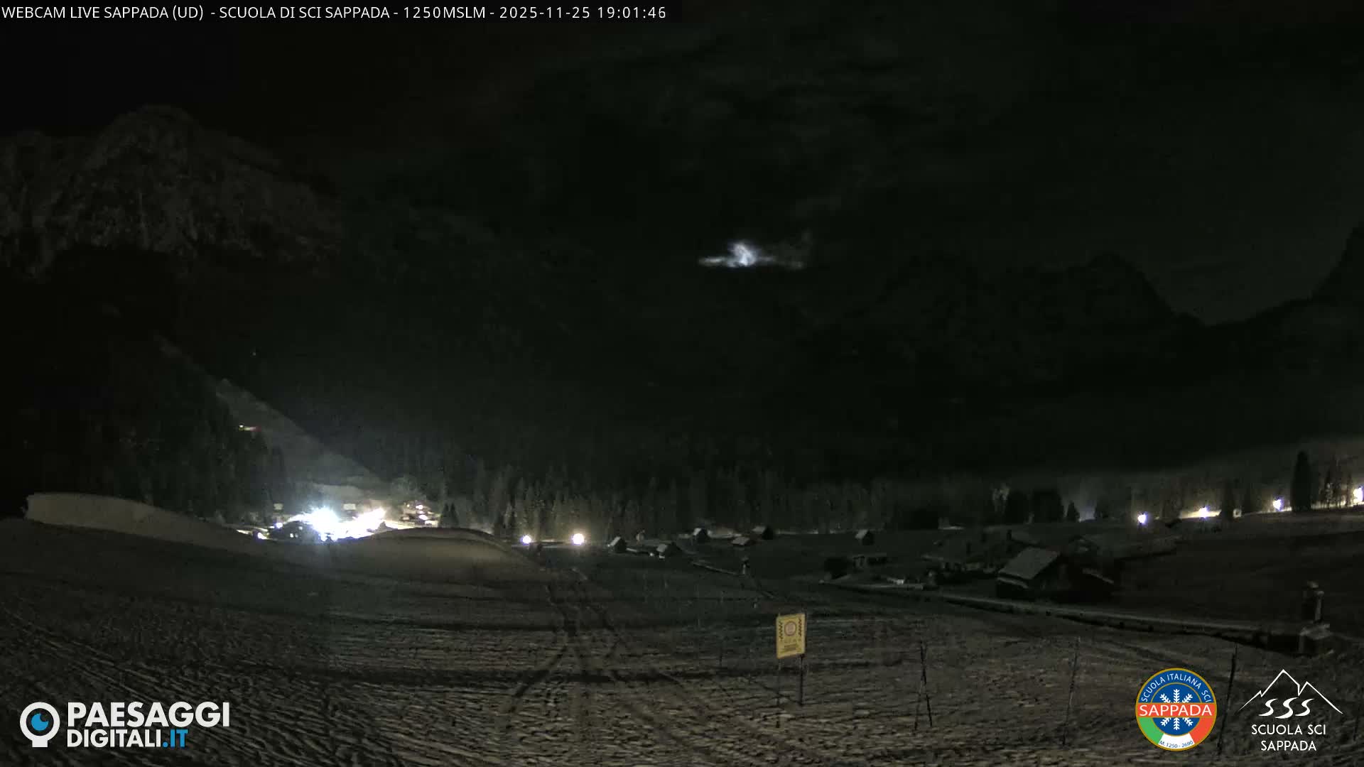  Sappada City Ski School & Ski Slope Live Cam - Udine, Friuli-Venezia Giulia, Italy