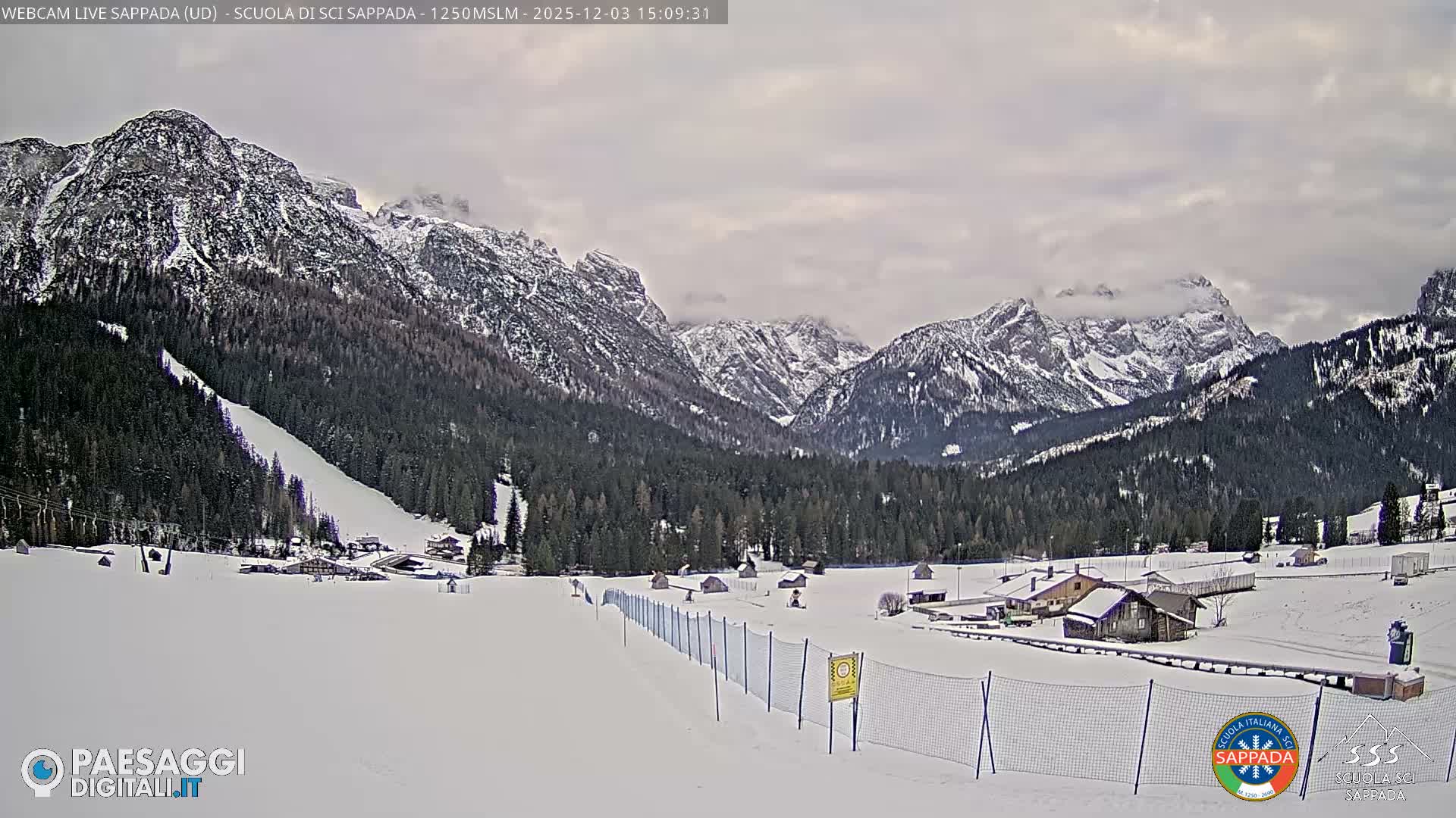  Sappada City Ski School & Ski Slope Live Cam - Udine, Friuli-Venezia Giulia, Italy