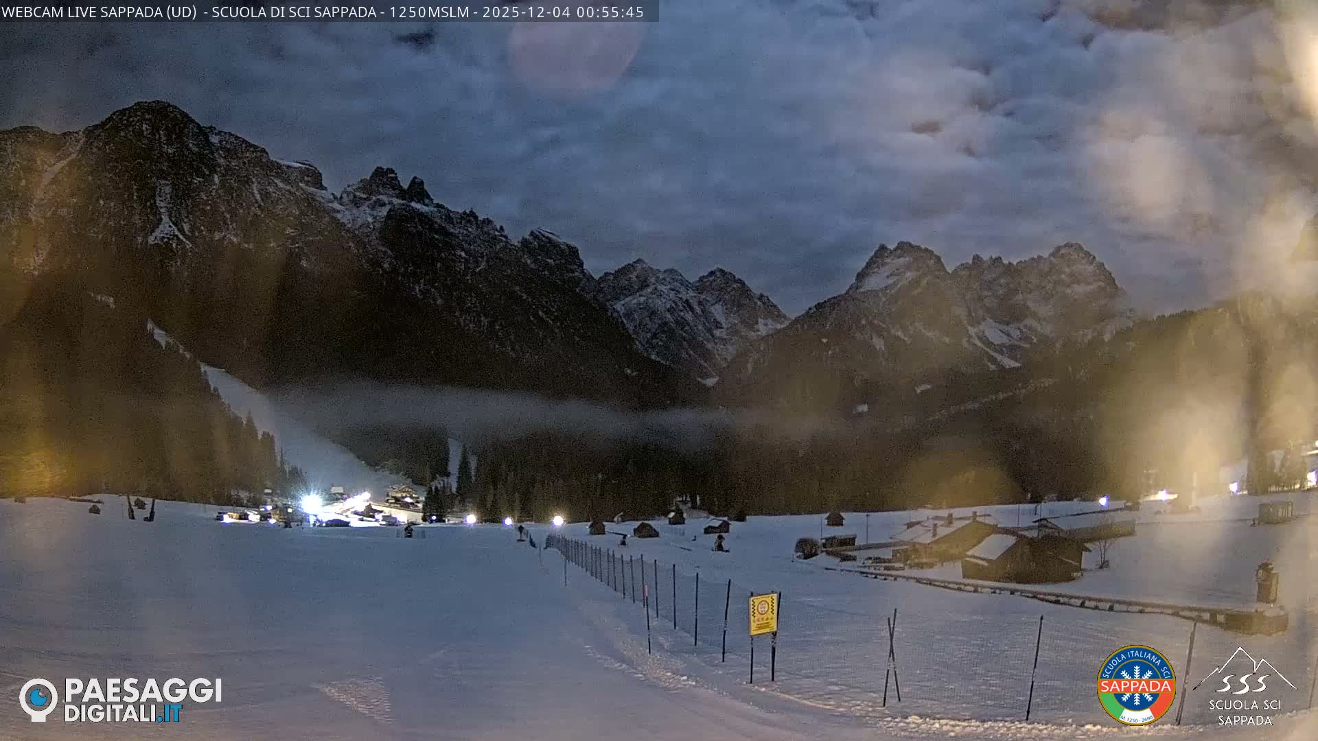  Sappada City Ski School & Ski Slope Live Cam - Udine, Friuli-Venezia Giulia, Italy