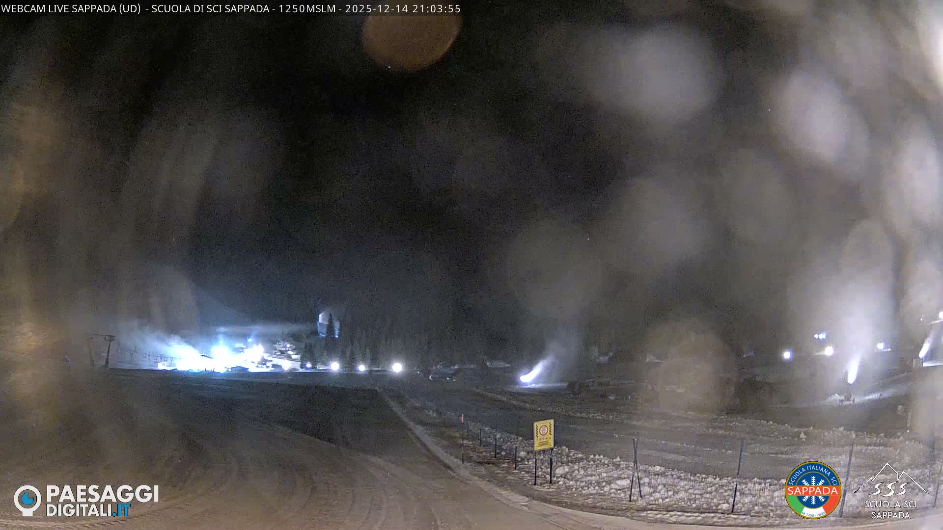  Sappada City Ski School & Ski Slope Live Cam - Udine, Friuli-Venezia Giulia, Italy