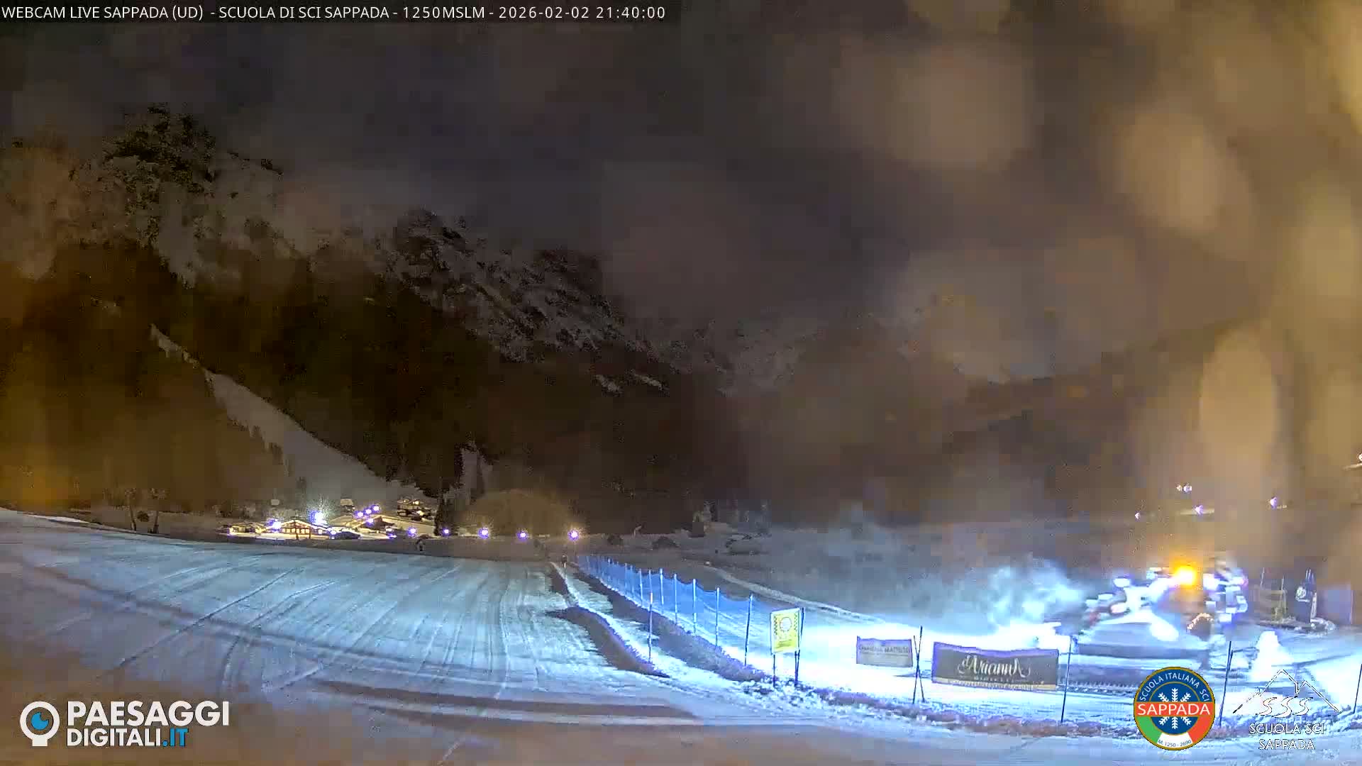  Sappada City Ski School & Ski Slope Live Cam - Udine, Friuli-Venezia Giulia, Italy