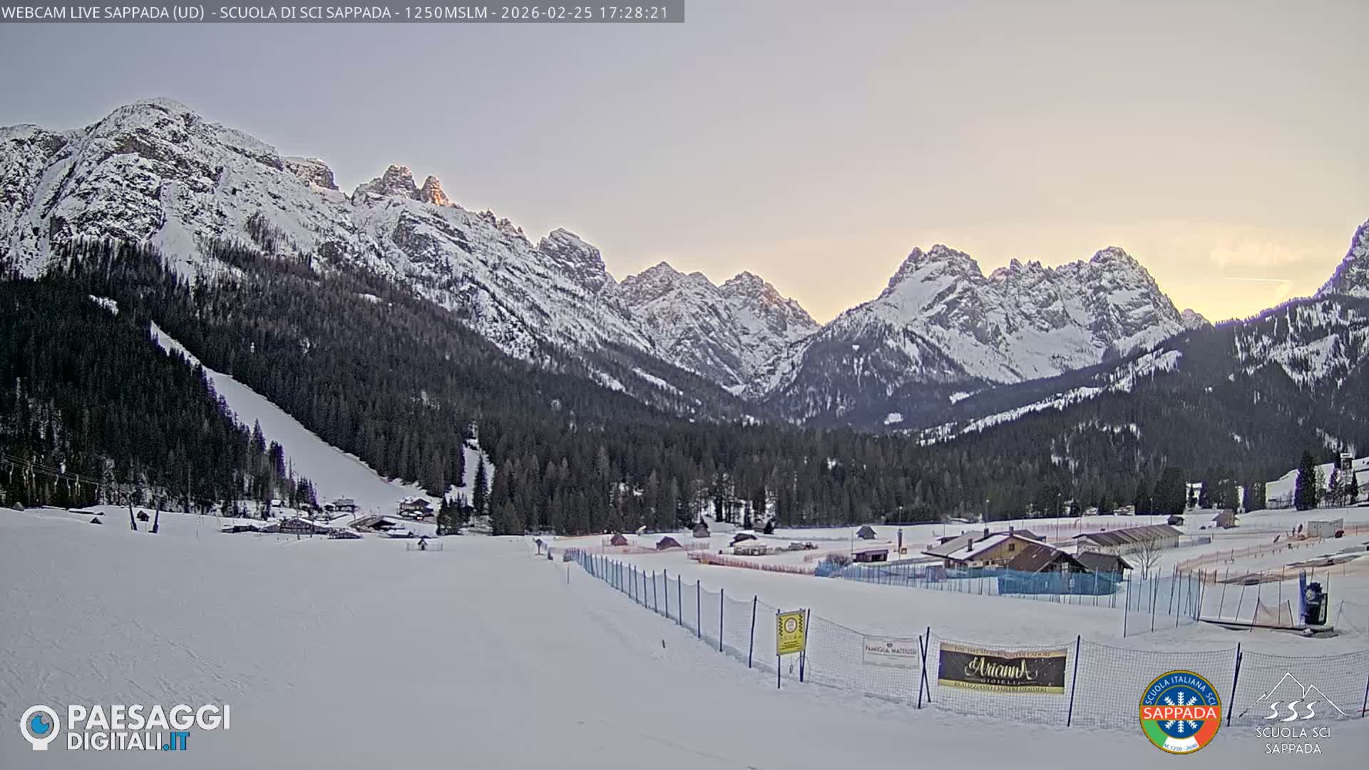  Sappada City Ski School & Ski Slope Live Cam - Udine, Friuli-Venezia Giulia, Italy