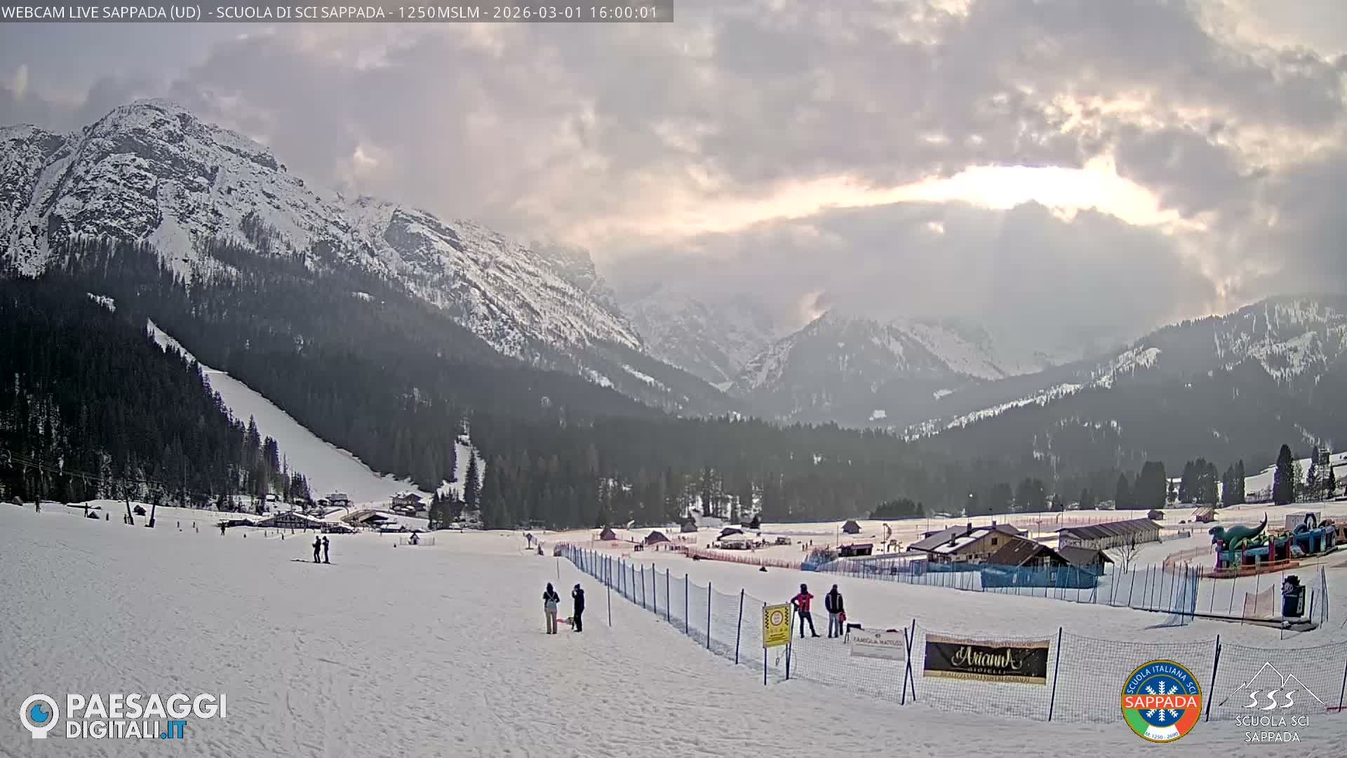  Sappada City Ski School & Ski Slope Live Cam - Udine, Friuli-Venezia Giulia, Italy