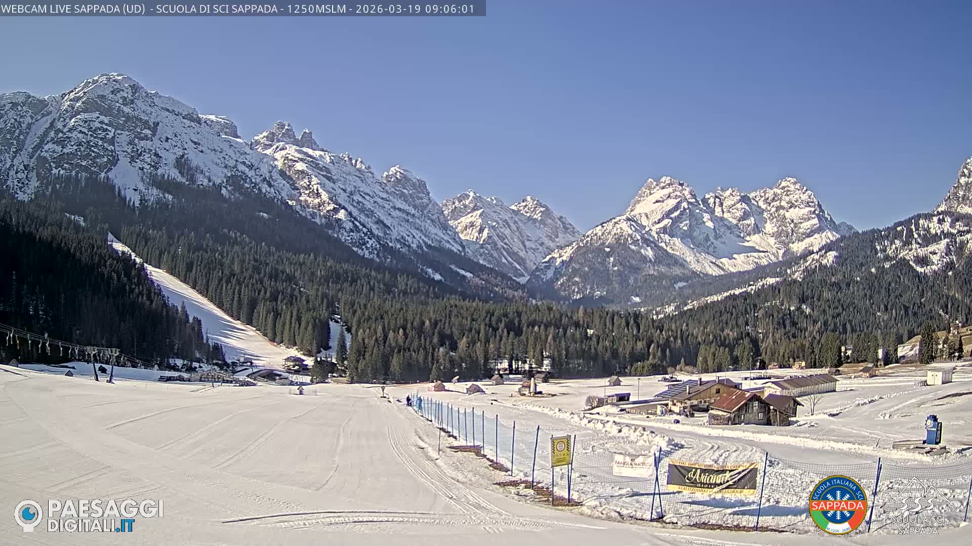  Sappada City Ski School & Ski Slope Live Cam - Udine, Friuli-Venezia Giulia, Italy