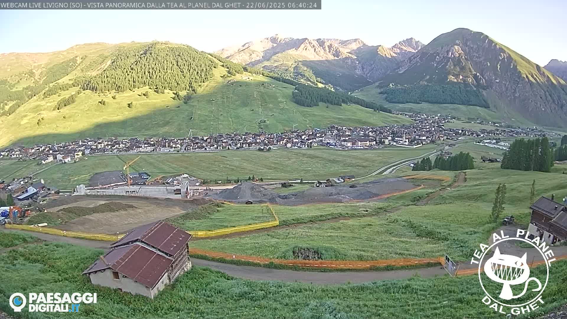Livigno Ski City Panaromic Live Cam - Sondrio, Lombardy, Italy
