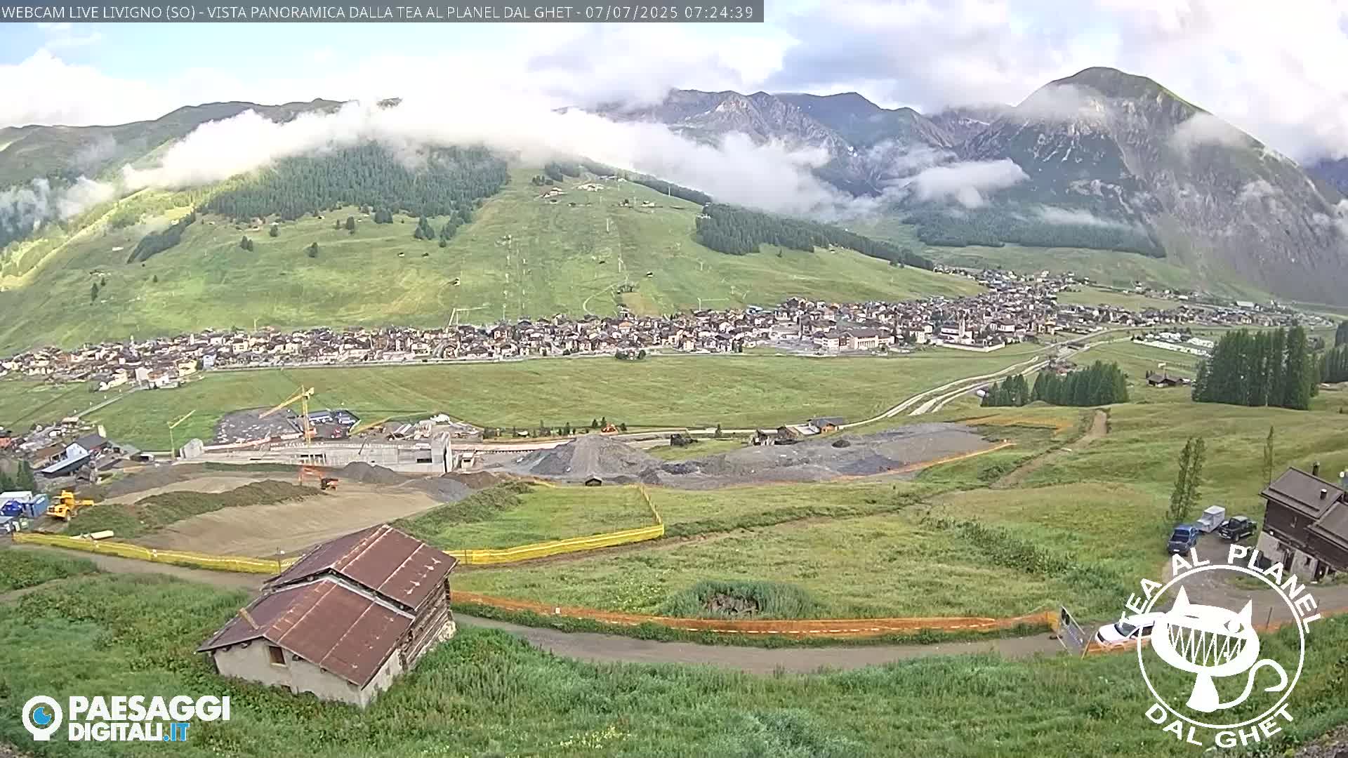 Livigno Ski City Panaromic Live Cam - Sondrio, Lombardy, Italy