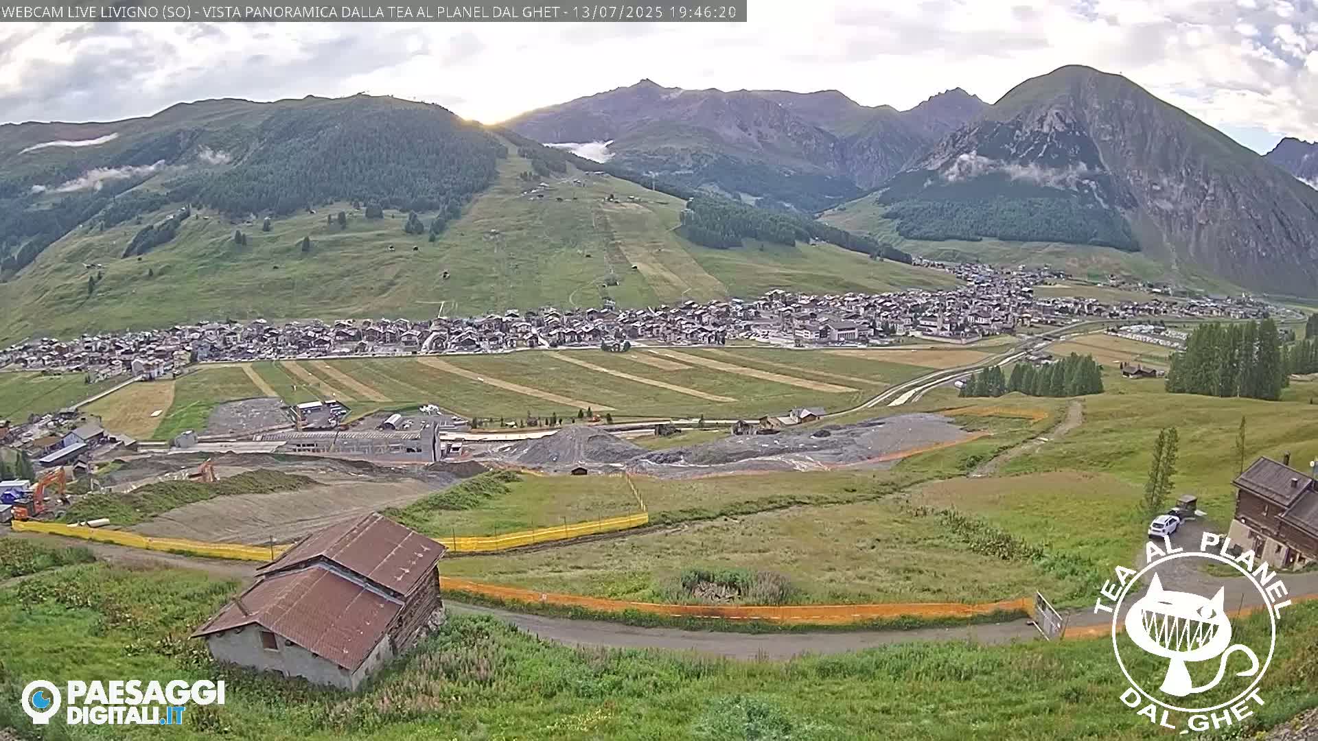 Livigno Ski City Panaromic Live Cam - Sondrio, Lombardy, Italy