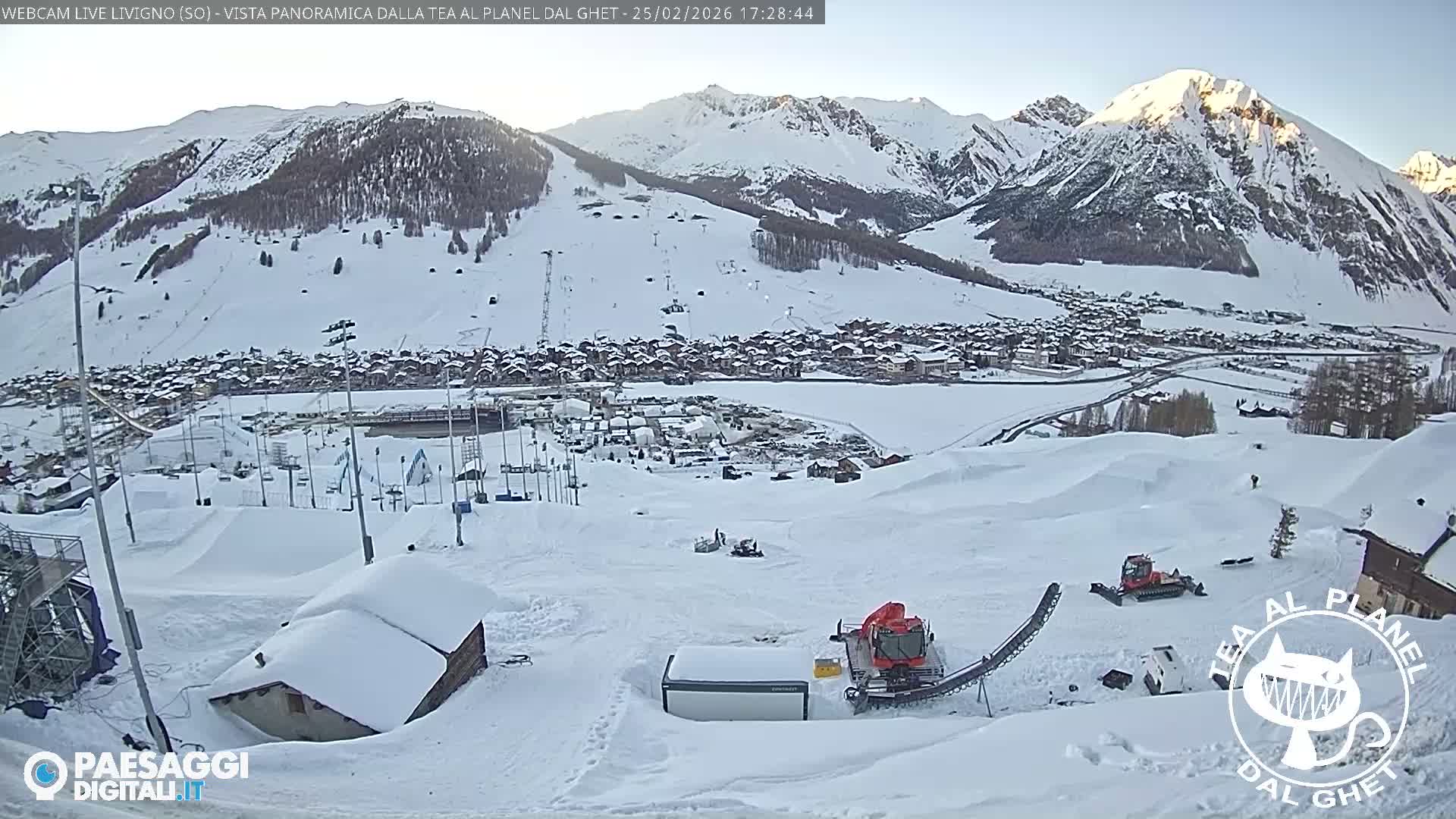 Livigno Ski City Panaromic Live Cam - Sondrio, Lombardy, Italy