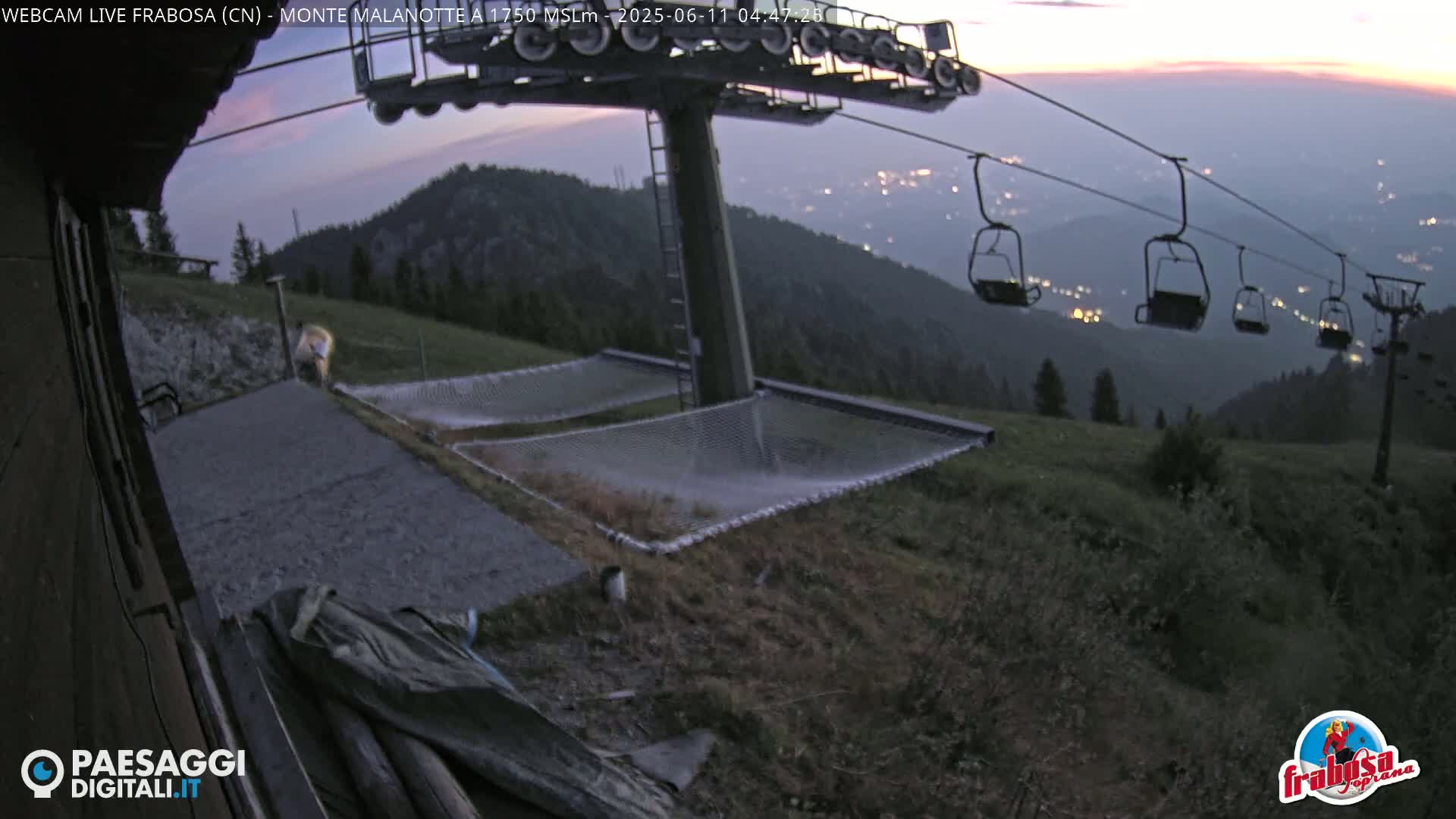 Moro Mount Frabosa Malanotte Ski School & Ski Slope Live Cam - Cuneo, Piedmont, Italy