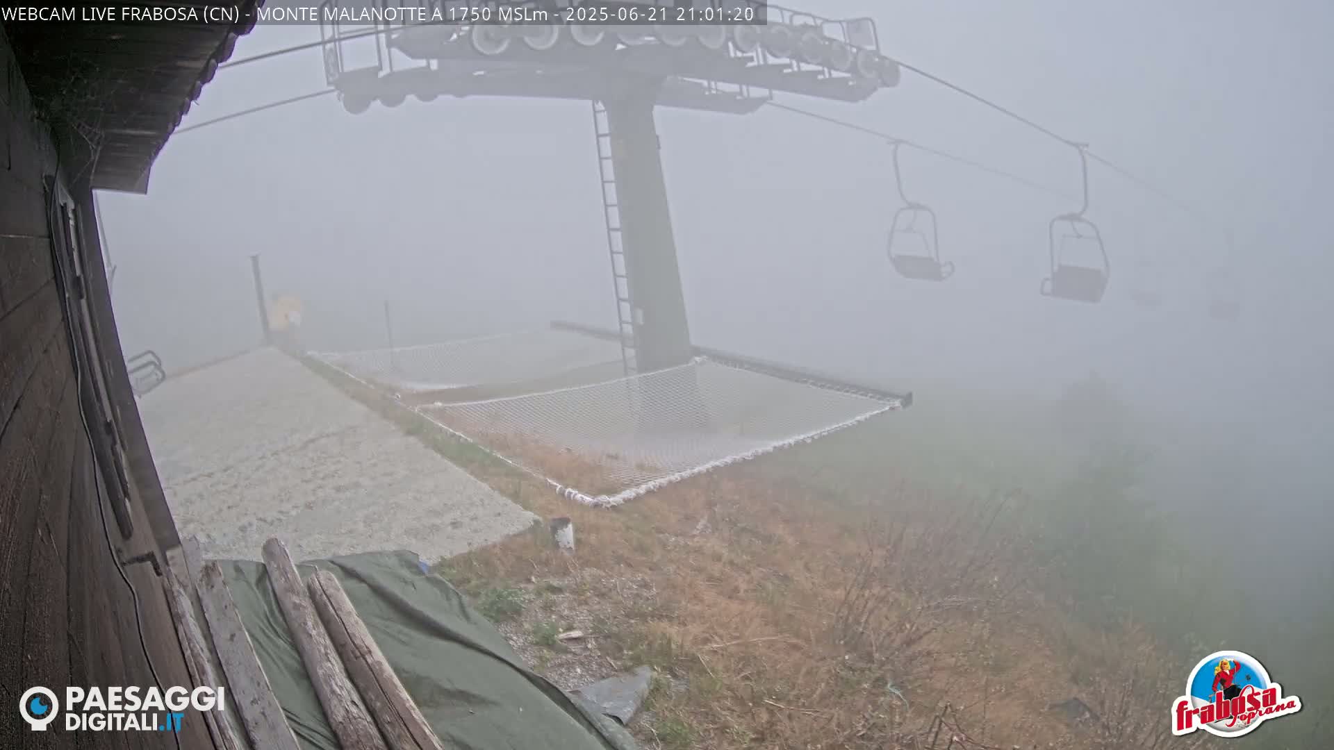 Monte Moro Mount Frabosa, Prato Nevoso Malanotte Take off Ramp & Ski Slope Live Cam - Cuneo, Piedmont, Italy