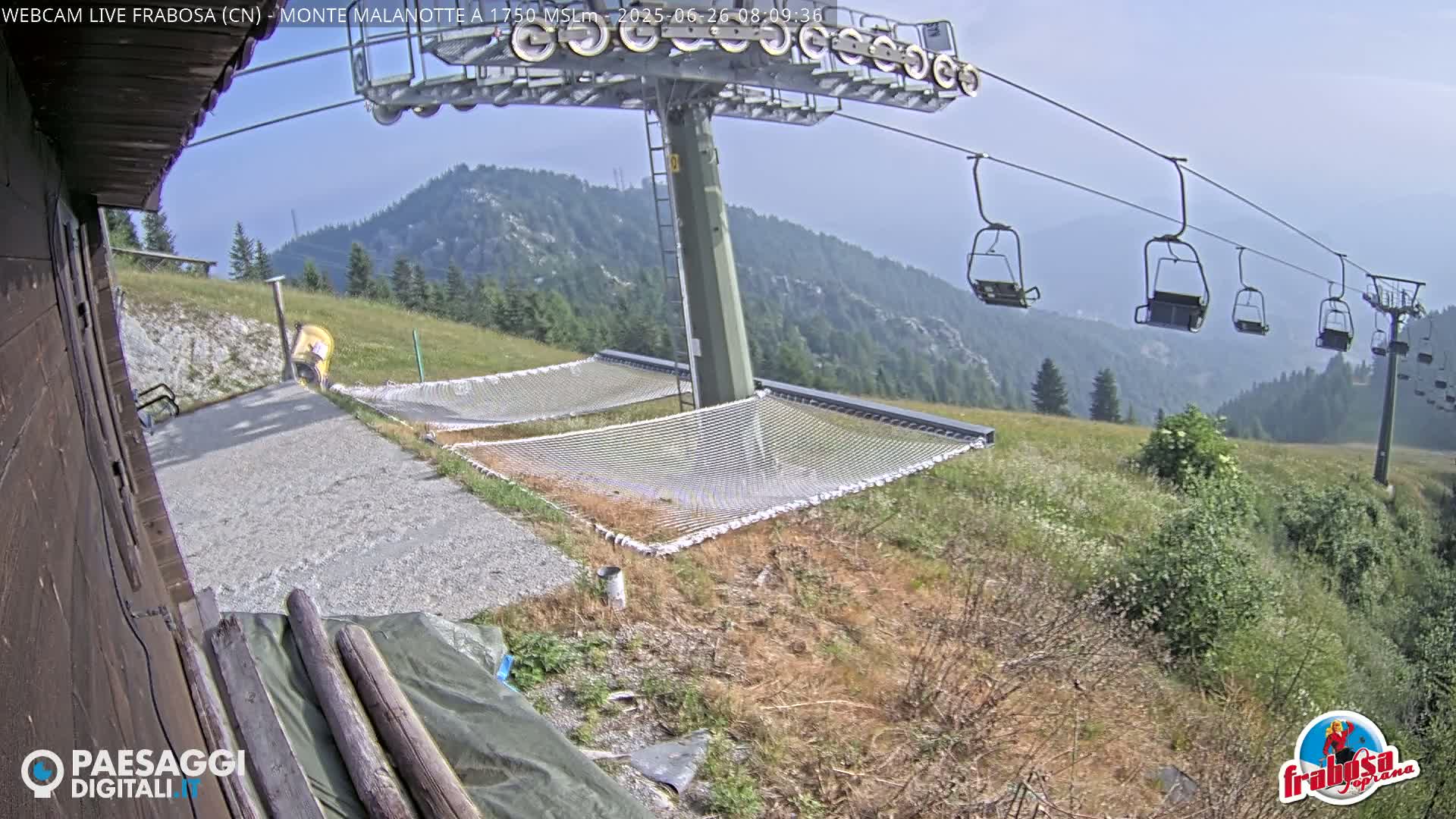 Monte Moro Mount Frabosa, Prato Nevoso Malanotte Take off Ramp & Ski Slope Live Cam - Cuneo, Piedmont, Italy