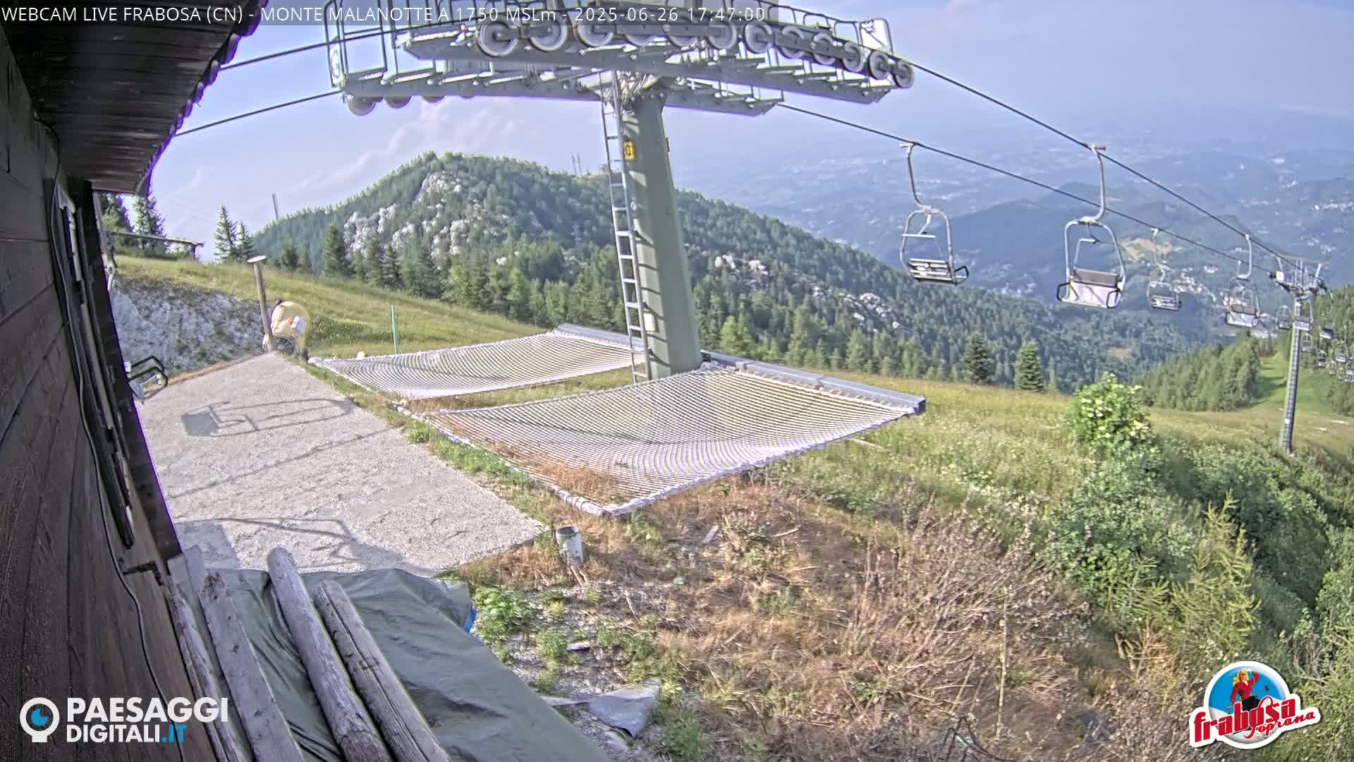 Monte Moro Mount Frabosa, Prato Nevoso Malanotte Take off Ramp & Ski Slope Live Cam - Cuneo, Piedmont, Italy