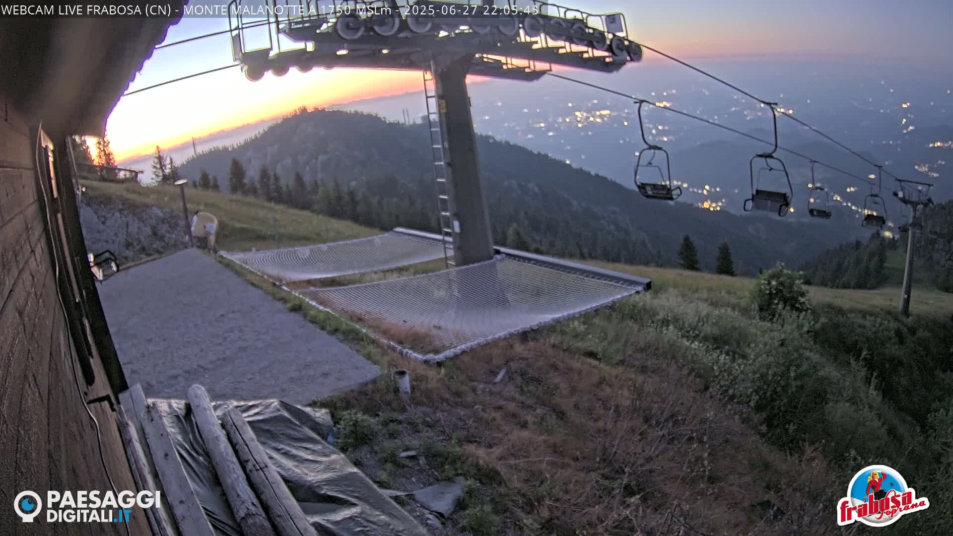 Monte Moro Mount Frabosa, Prato Nevoso Malanotte Take off Ramp & Ski Slope Live Cam - Cuneo, Piedmont, Italy