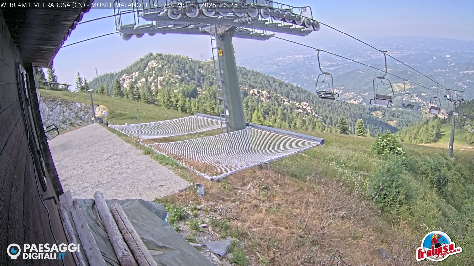 Monte Moro Mount Frabosa, Prato Nevoso Malanotte Take off Ramp & Ski Slope Live Cam - Cuneo, Piedmont, Italy