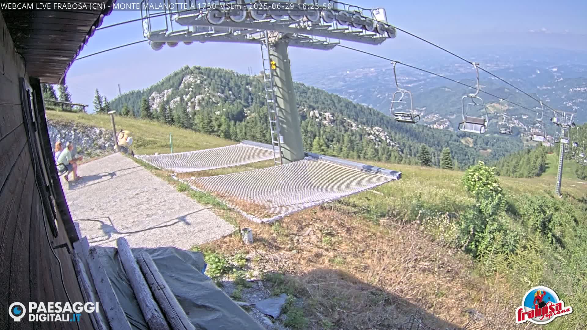 Monte Moro Mount Frabosa, Prato Nevoso Malanotte Take off Ramp & Ski Slope Live Cam - Cuneo, Piedmont, Italy