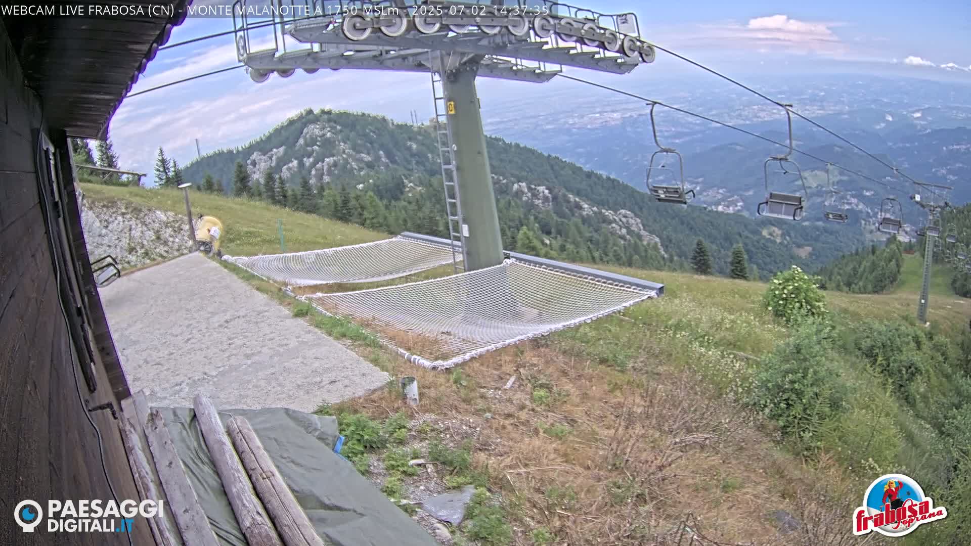 Monte Moro Mount Frabosa, Prato Nevoso Malanotte Take off Ramp & Ski Slope Live Cam - Cuneo, Piedmont, Italy