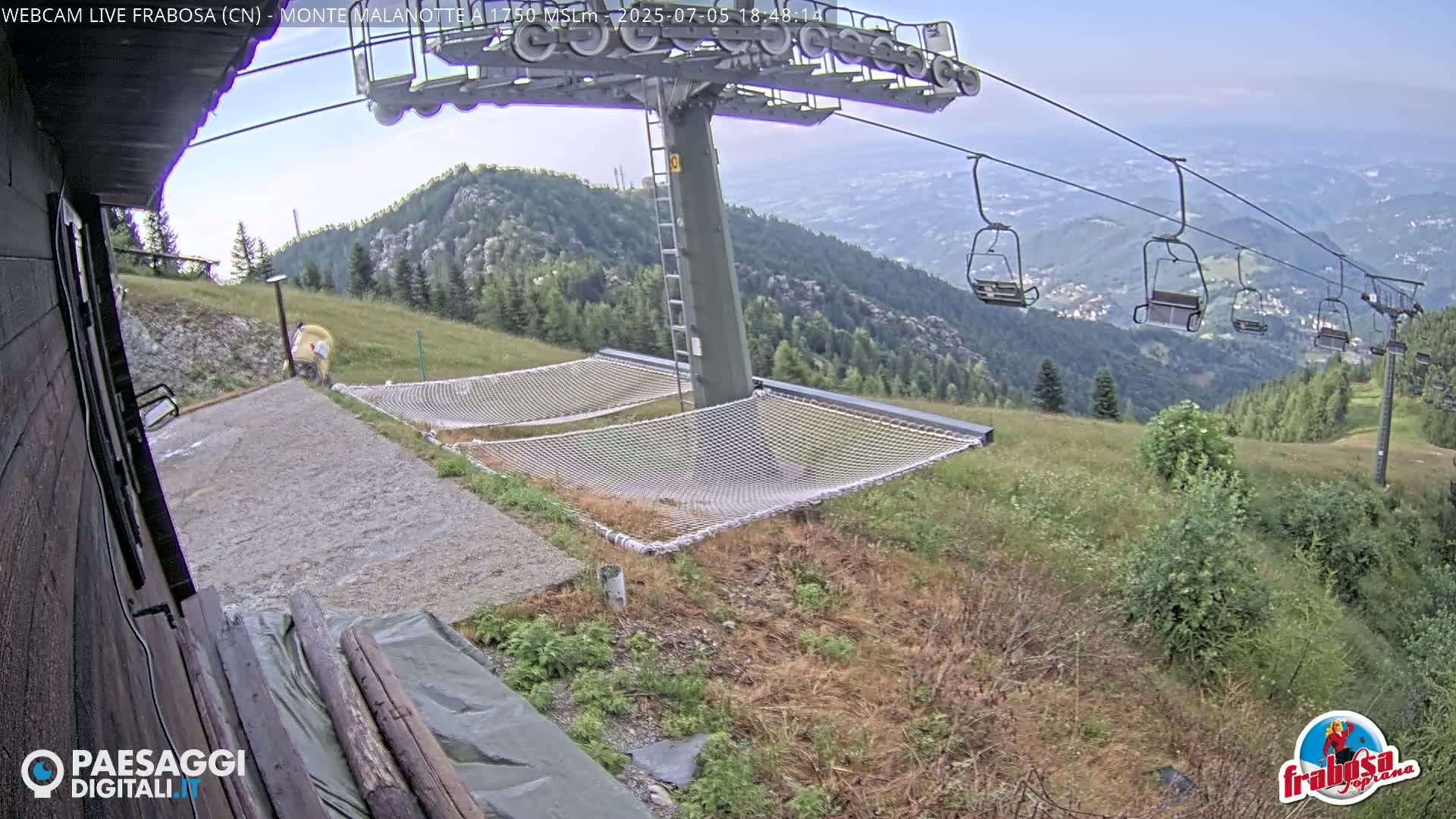 Monte Moro Mount Frabosa, Prato Nevoso Malanotte Take off Ramp & Ski Slope Live Cam - Cuneo, Piedmont, Italy