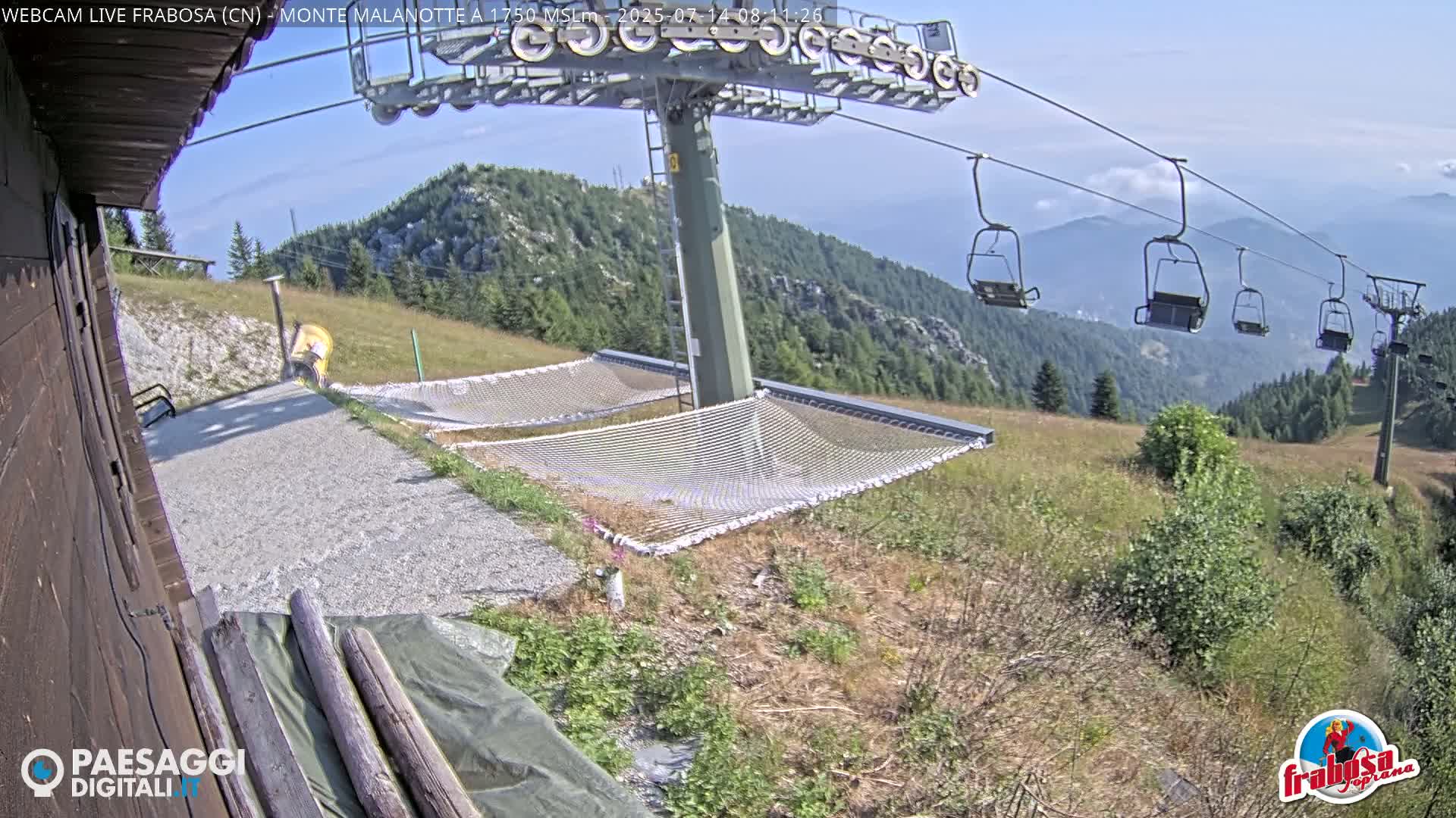 Monte Moro Mount Frabosa, Prato Nevoso Malanotte Take off Ramp & Ski Slope Live Cam - Cuneo, Piedmont, Italy