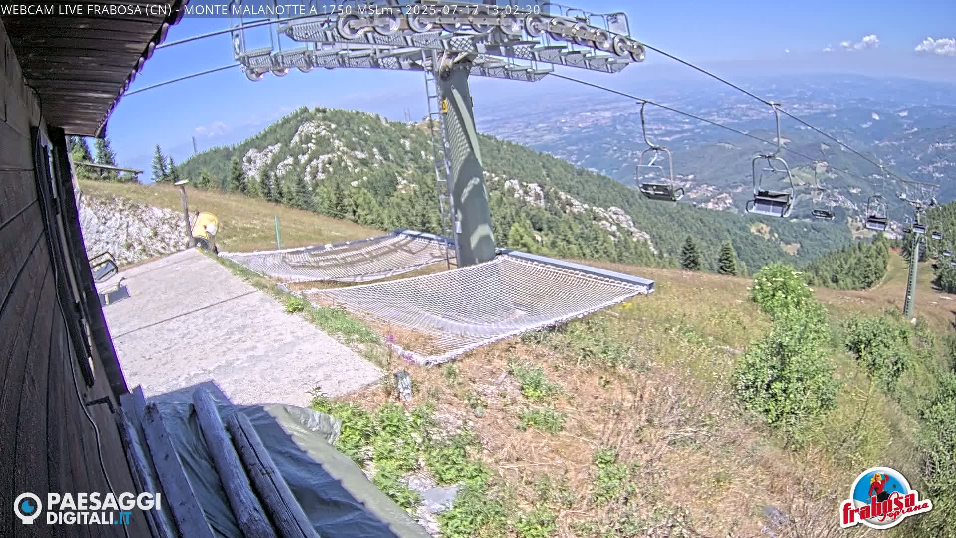 Monte Moro Mount Frabosa, Prato Nevoso Malanotte Take off Ramp & Ski Slope Live Cam - Cuneo, Piedmont, Italy