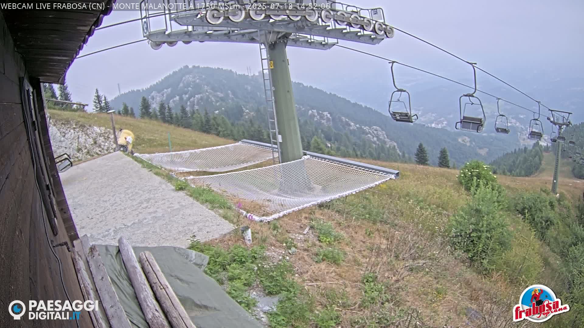 Monte Moro Mount Frabosa, Prato Nevoso Malanotte Take off Ramp & Ski Slope Live Cam - Cuneo, Piedmont, Italy