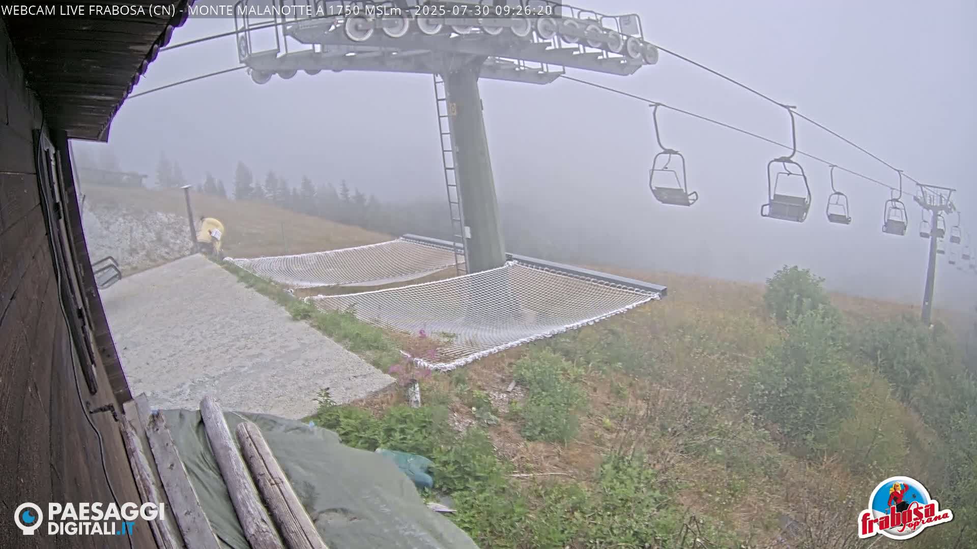 Monte Moro Mount Frabosa, Prato Nevoso Malanotte Take off Ramp & Ski Slope Live Cam - Cuneo, Piedmont, Italy