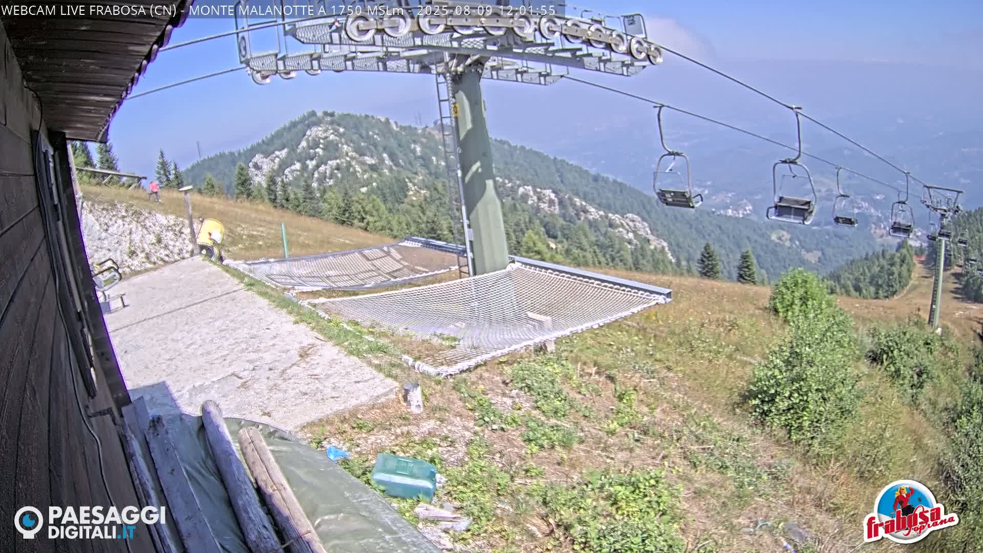 Monte Moro Mount Frabosa, Prato Nevoso Malanotte Take off Ramp & Ski Slope Live Cam - Cuneo, Piedmont, Italy