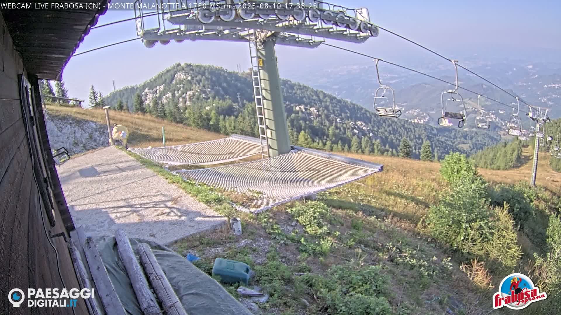 Monte Moro Mount Frabosa, Prato Nevoso Malanotte Take off Ramp & Ski Slope Live Cam - Cuneo, Piedmont, Italy