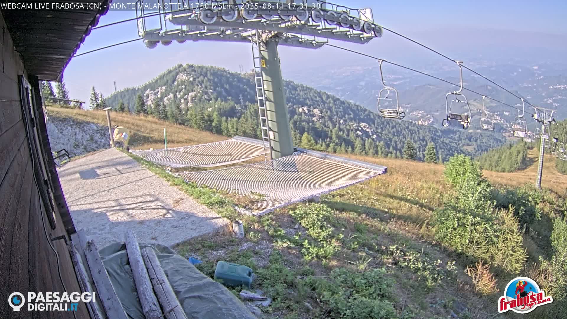 Monte Moro Mount Frabosa, Prato Nevoso Malanotte Take off Ramp & Ski Slope Live Cam - Cuneo, Piedmont, Italy