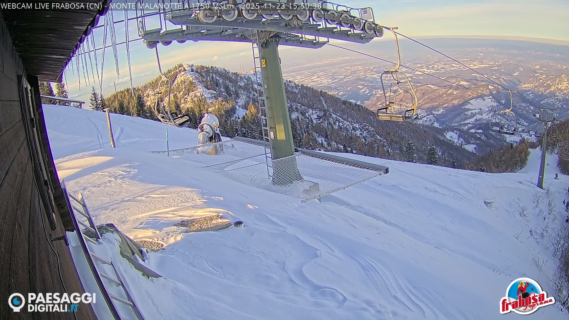 Monte Moro Mount Frabosa, Prato Nevoso Malanotte Take off Ramp & Ski Slope Live Cam - Cuneo, Piedmont, Italy