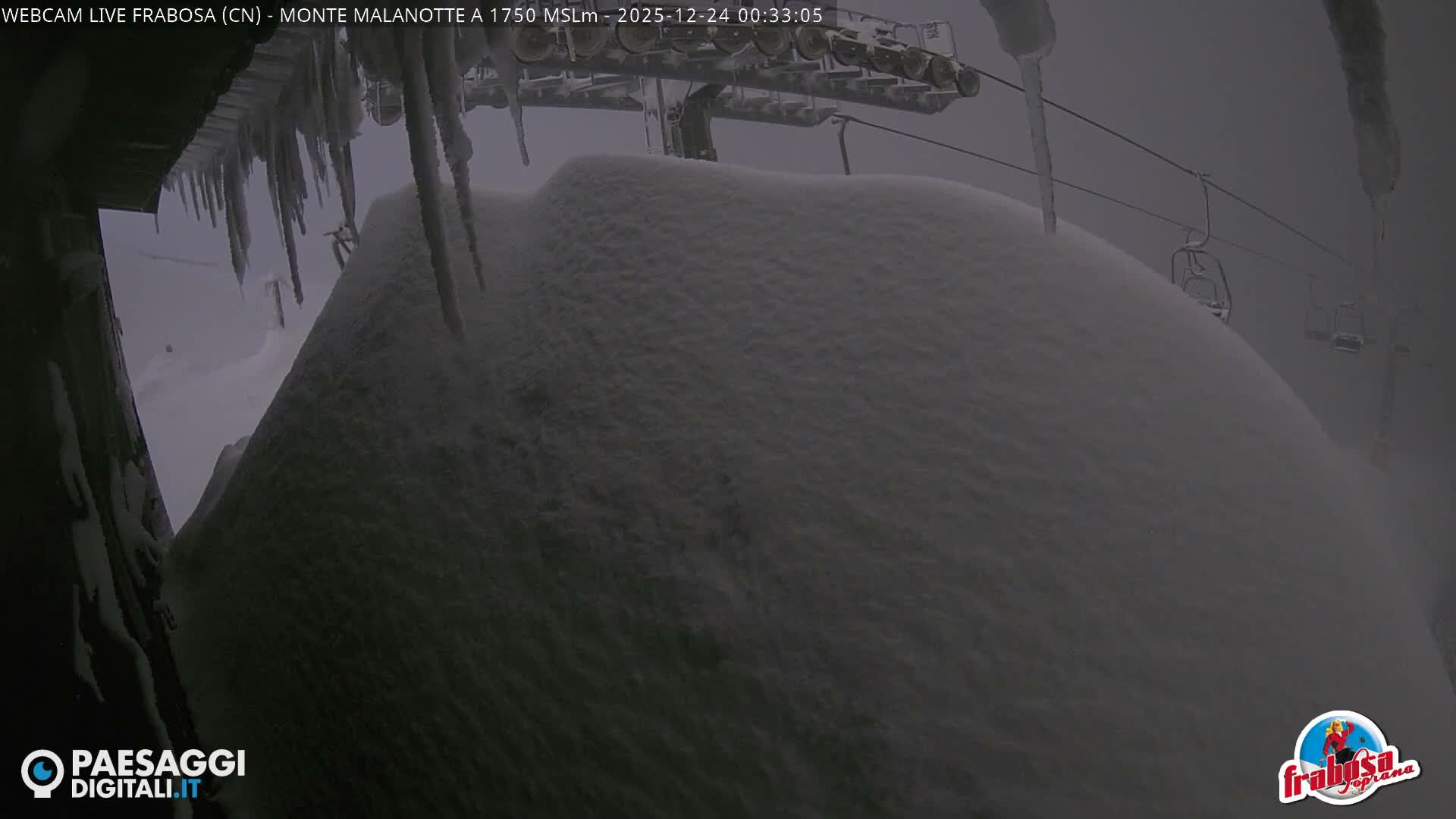 Monte Moro Mount Frabosa, Prato Nevoso Malanotte Take off Ramp & Ski Slope Live Cam - Cuneo, Piedmont, Italy