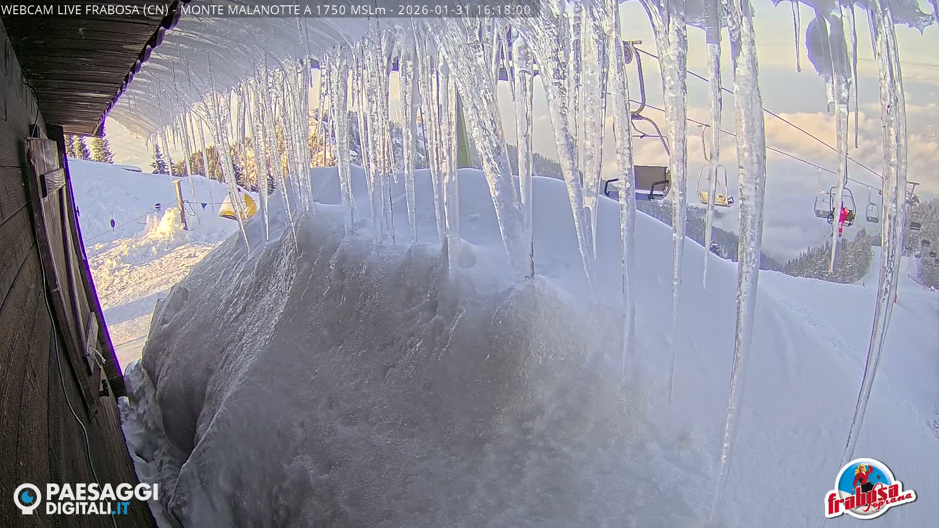 Monte Moro Mount Frabosa, Prato Nevoso Malanotte Take off Ramp & Ski Slope Live Cam - Cuneo, Piedmont, Italy