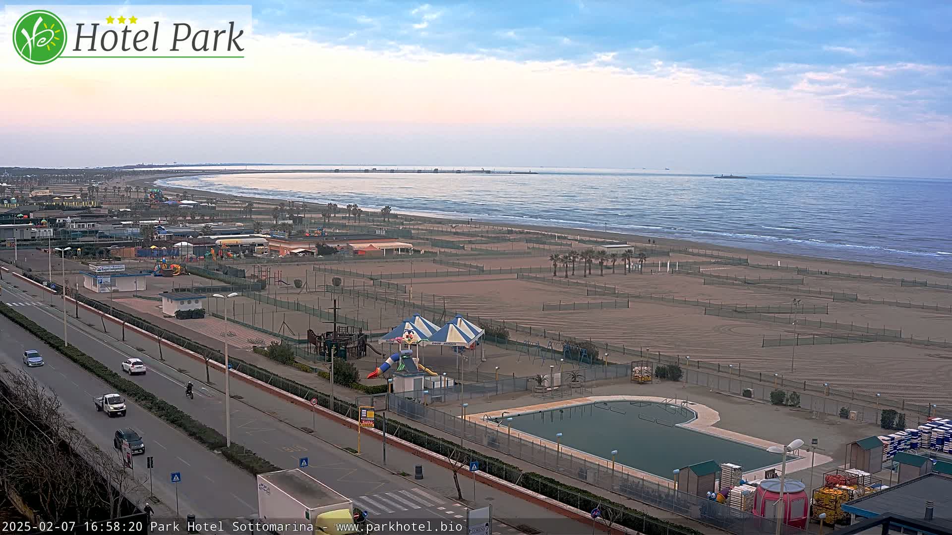 Chioggia Sottomarina Beach Panaromic Live Cam - Venice, Veneto, Italy