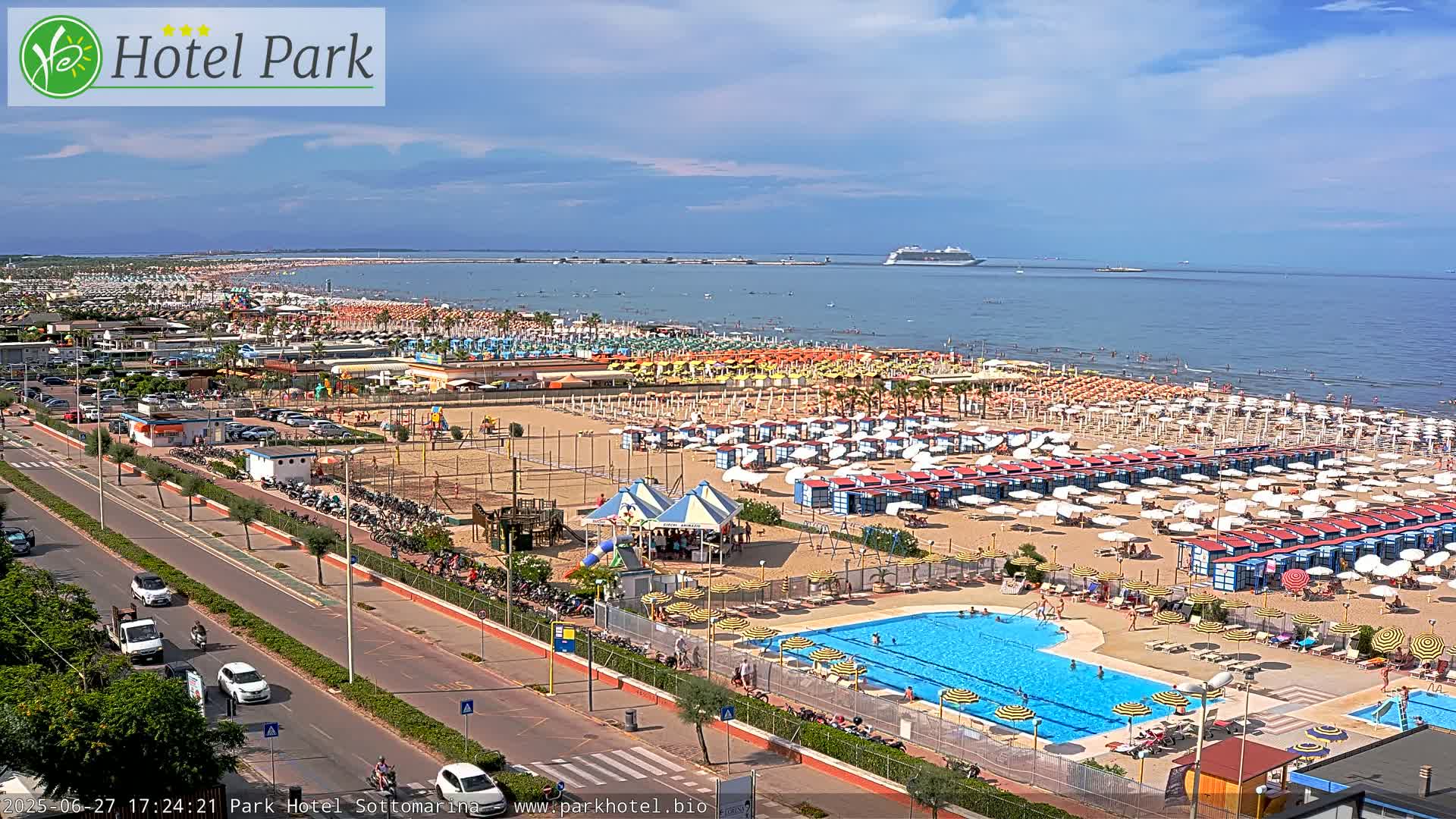 Chioggia Sottomarina Beach Panaromic Live Cam - Venice, Veneto, Italy