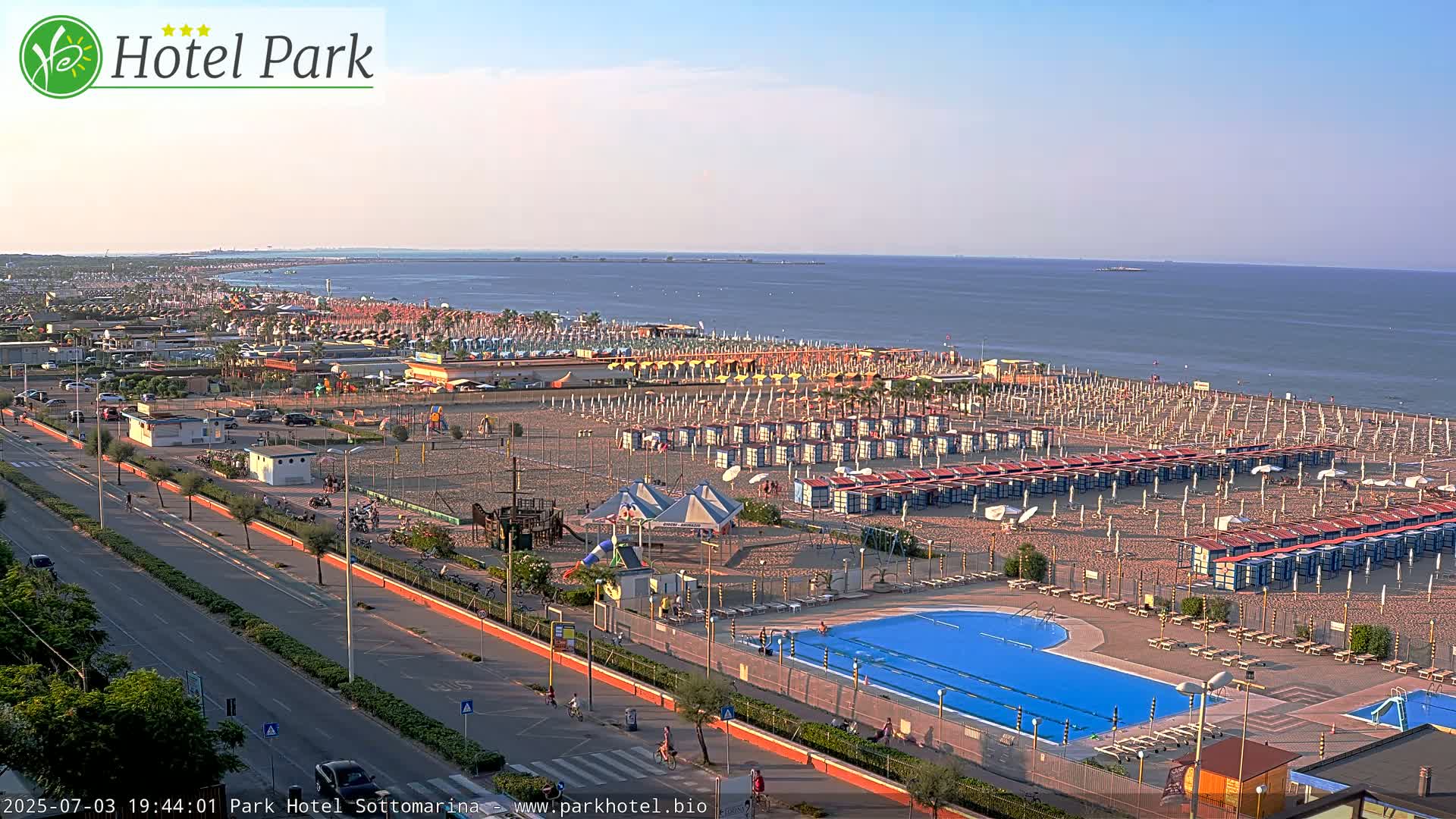 Chioggia Sottomarina Beach Panaromic Live Cam - Venice, Veneto, Italy