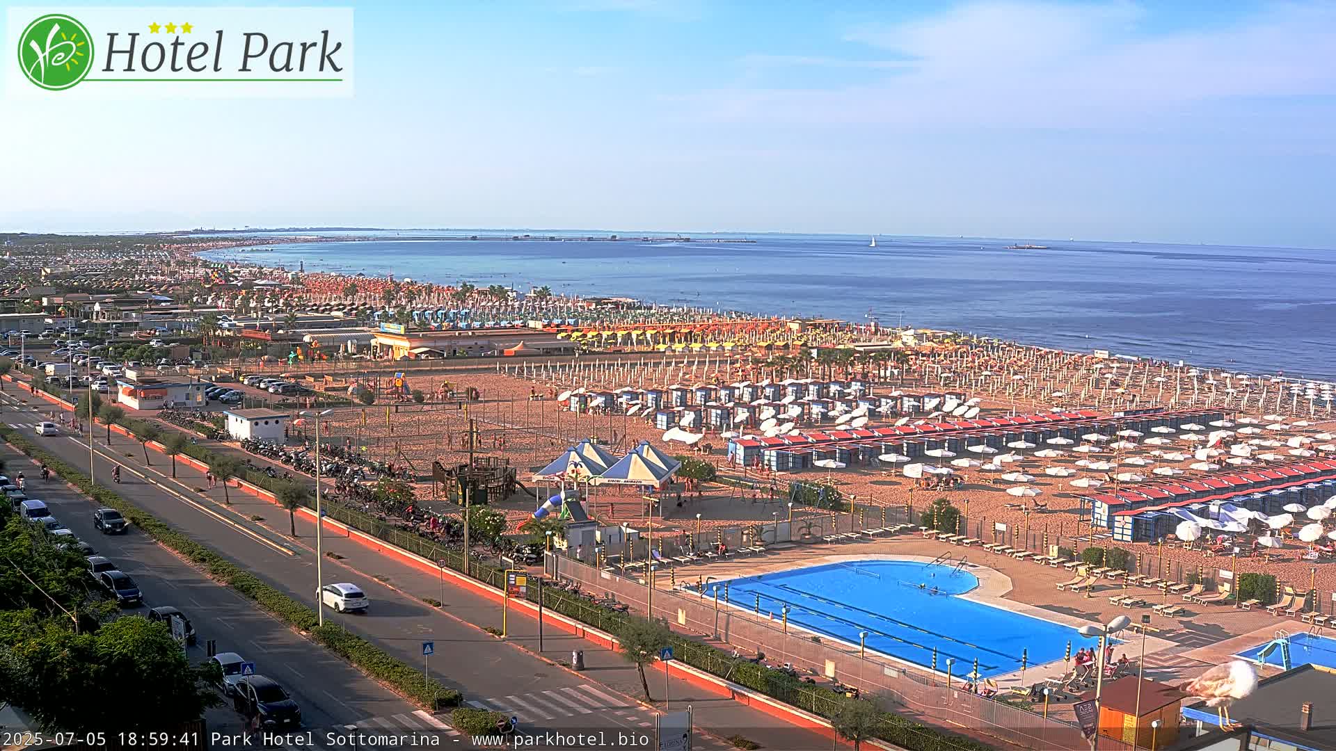 Chioggia Sottomarina Beach Panaromic Live Cam - Venice, Veneto, Italy