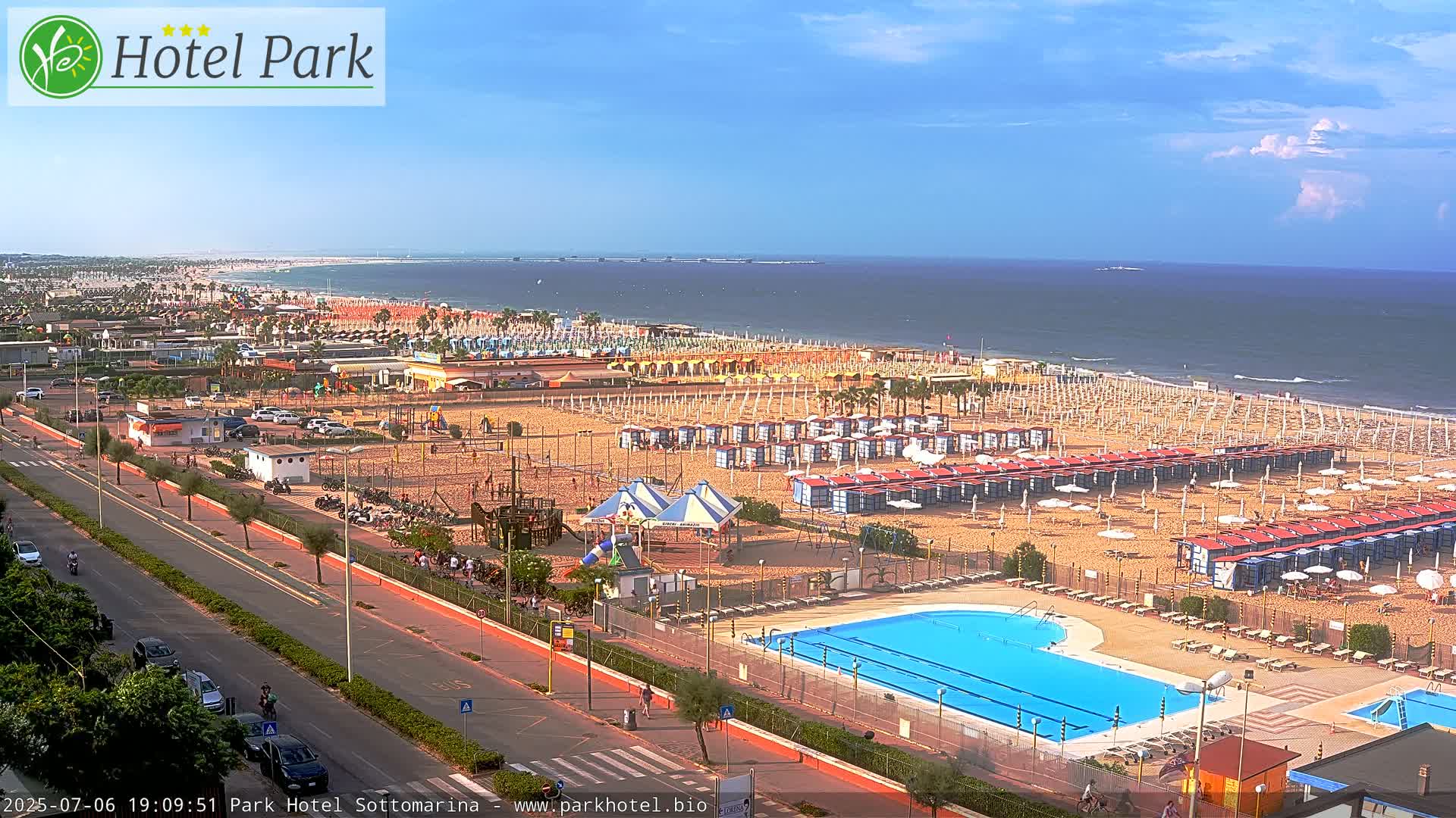 Chioggia Sottomarina Beach Panaromic Live Cam - Venice, Veneto, Italy