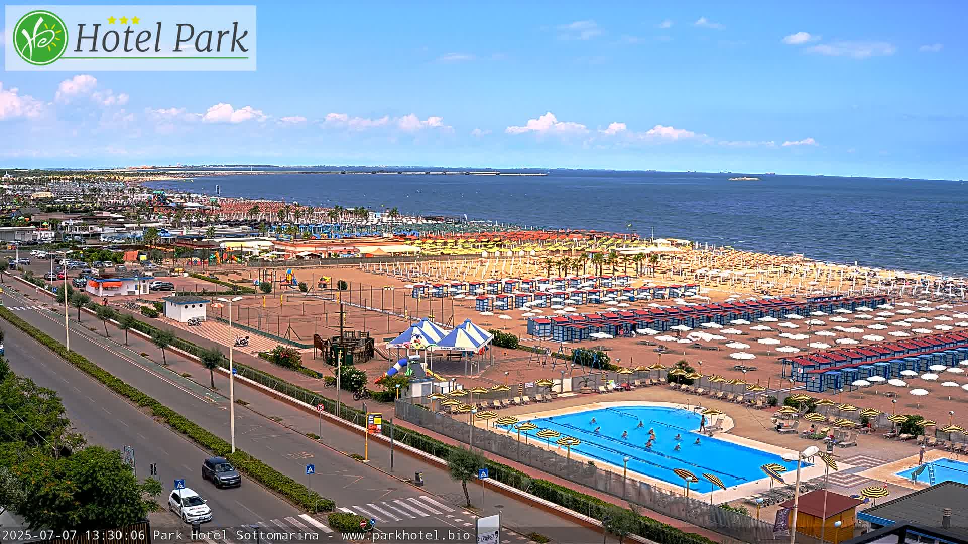 Chioggia Sottomarina Beach Panaromic Live Cam - Venice, Veneto, Italy