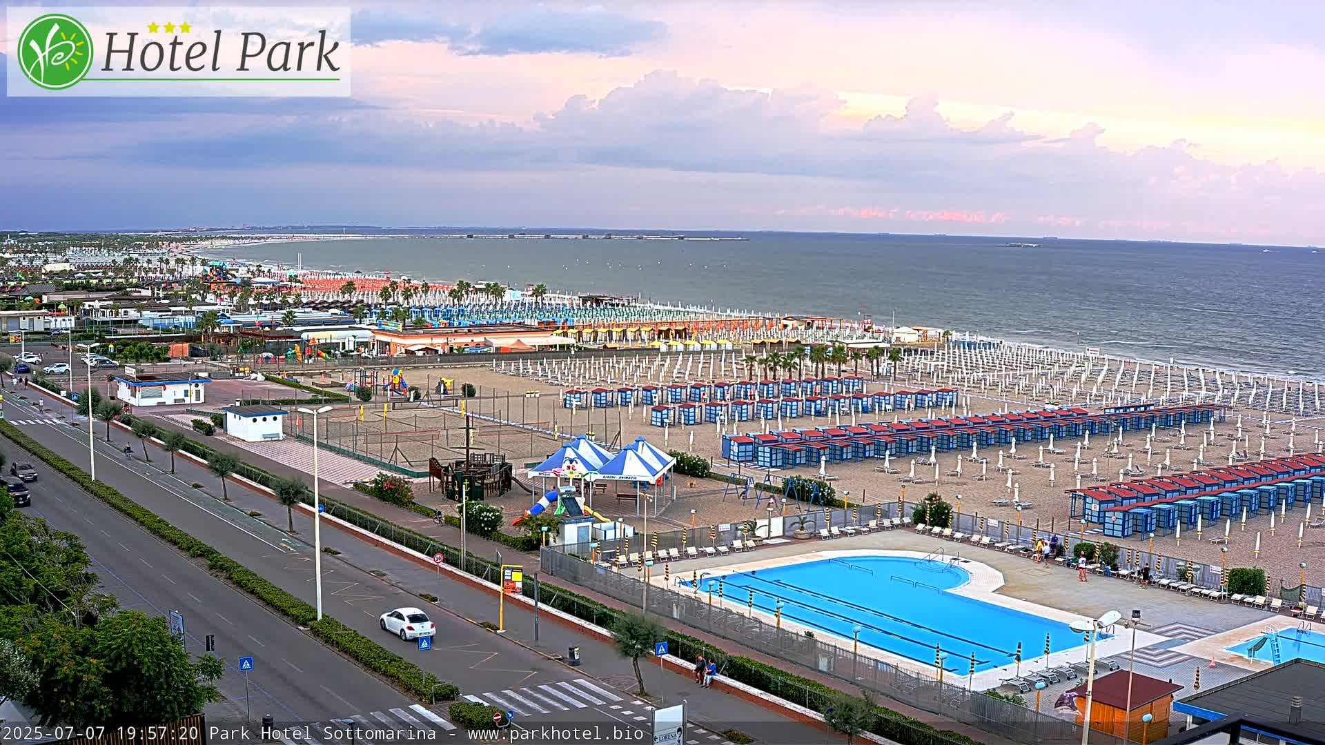 Chioggia Sottomarina Beach Panaromic Live Cam - Venice, Veneto, Italy