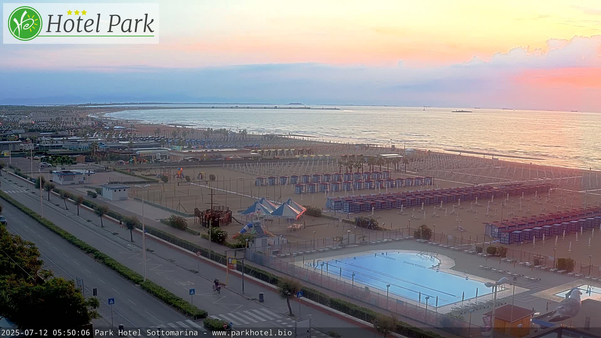 Chioggia Sottomarina Beach Panaromic Live Cam - Venice, Veneto, Italy