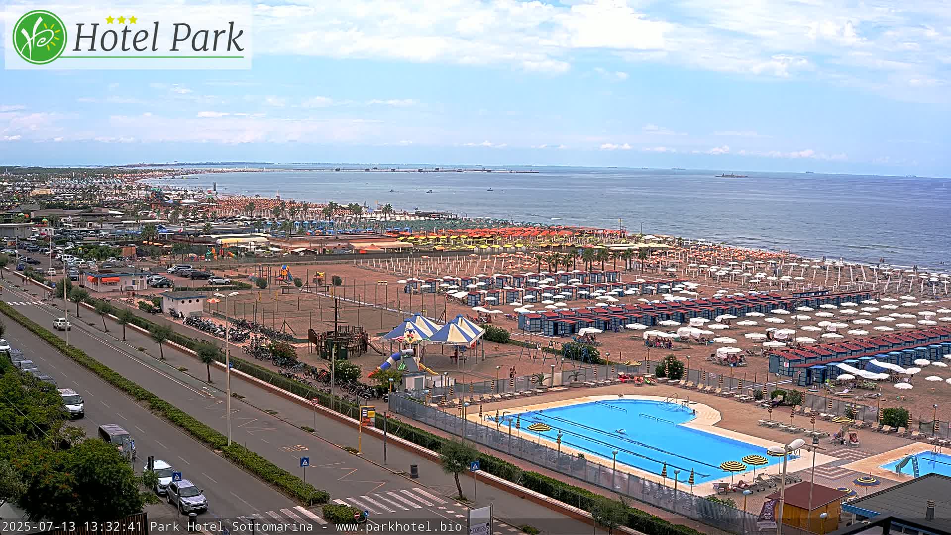 Chioggia Sottomarina Beach Panaromic Live Cam - Venice, Veneto, Italy