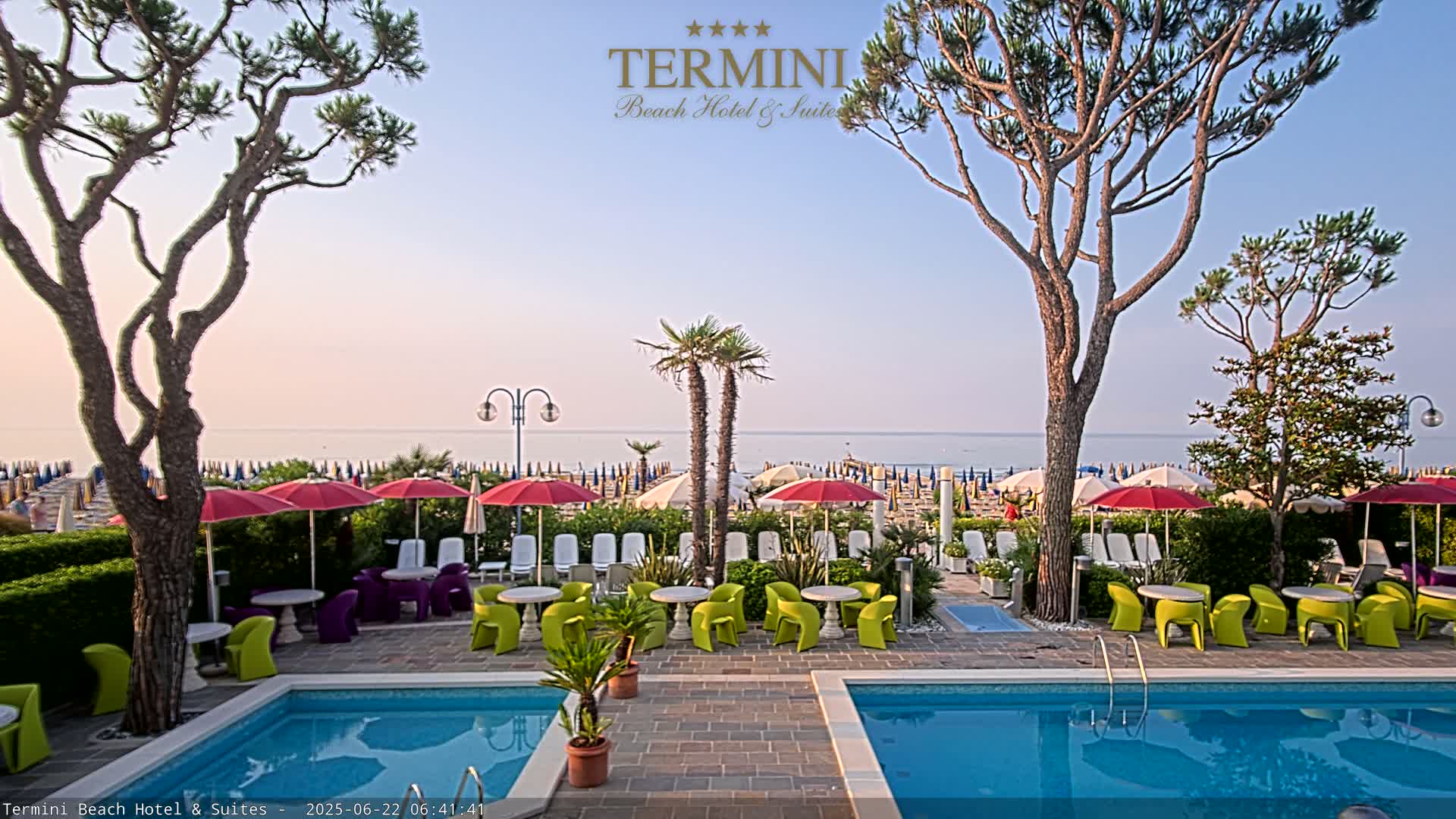 Lido di Jesolo Beach Live Cam - Venice, Veneto, Italy