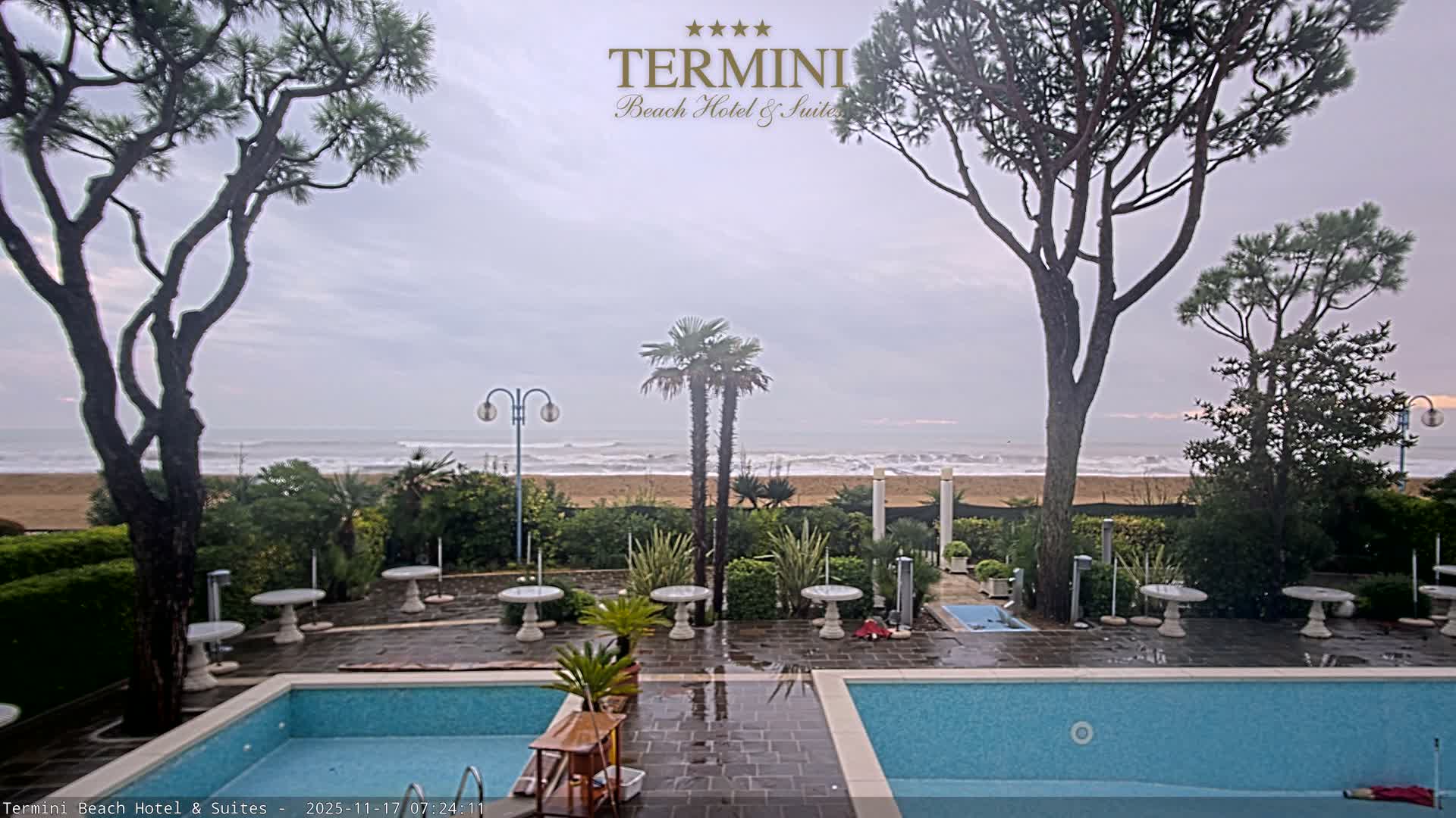 Lido di Jesolo Beach Live Cam - Venice, Veneto, Italy