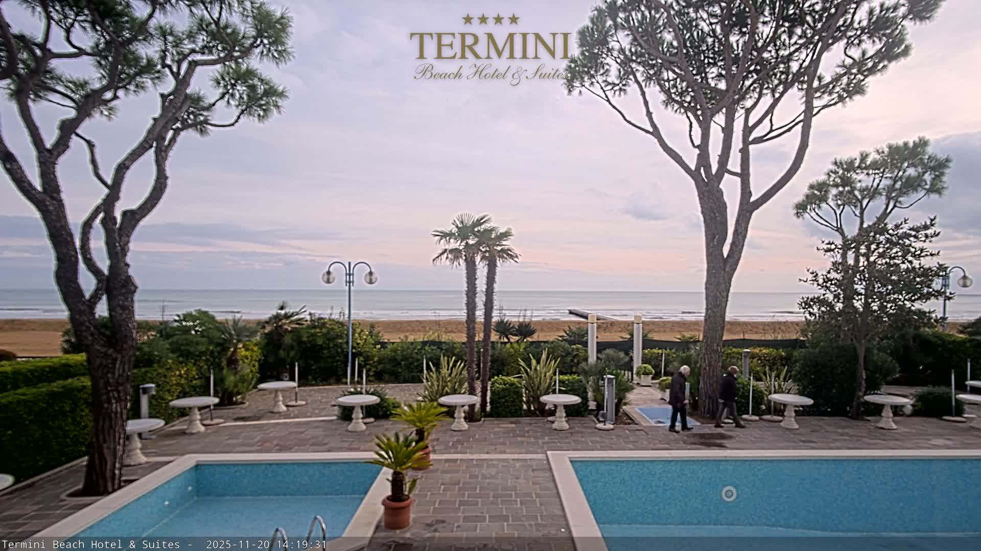 Lido di Jesolo Beach Live Cam - Venice, Veneto, Italy