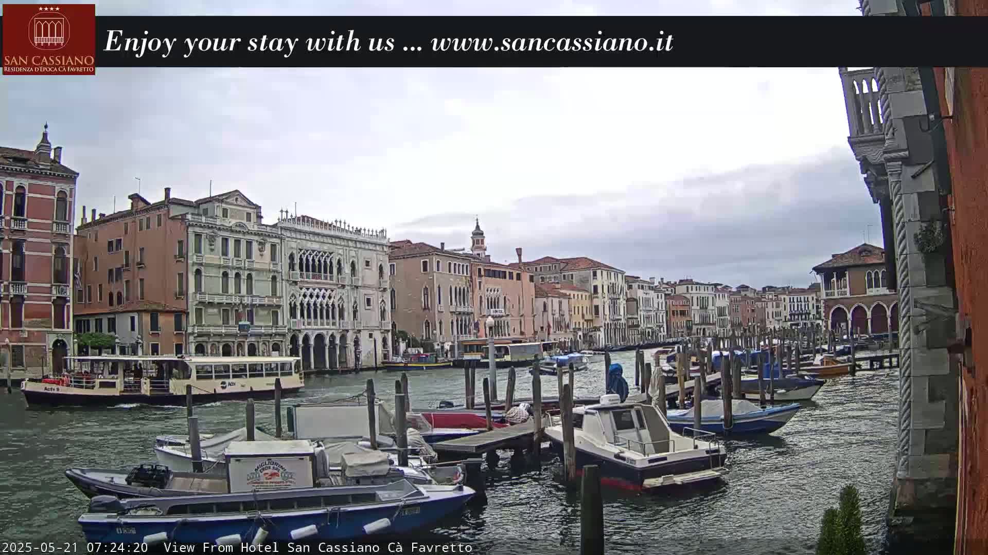 View of Grand Canal, Venice Live Cam - Veneto, Italy