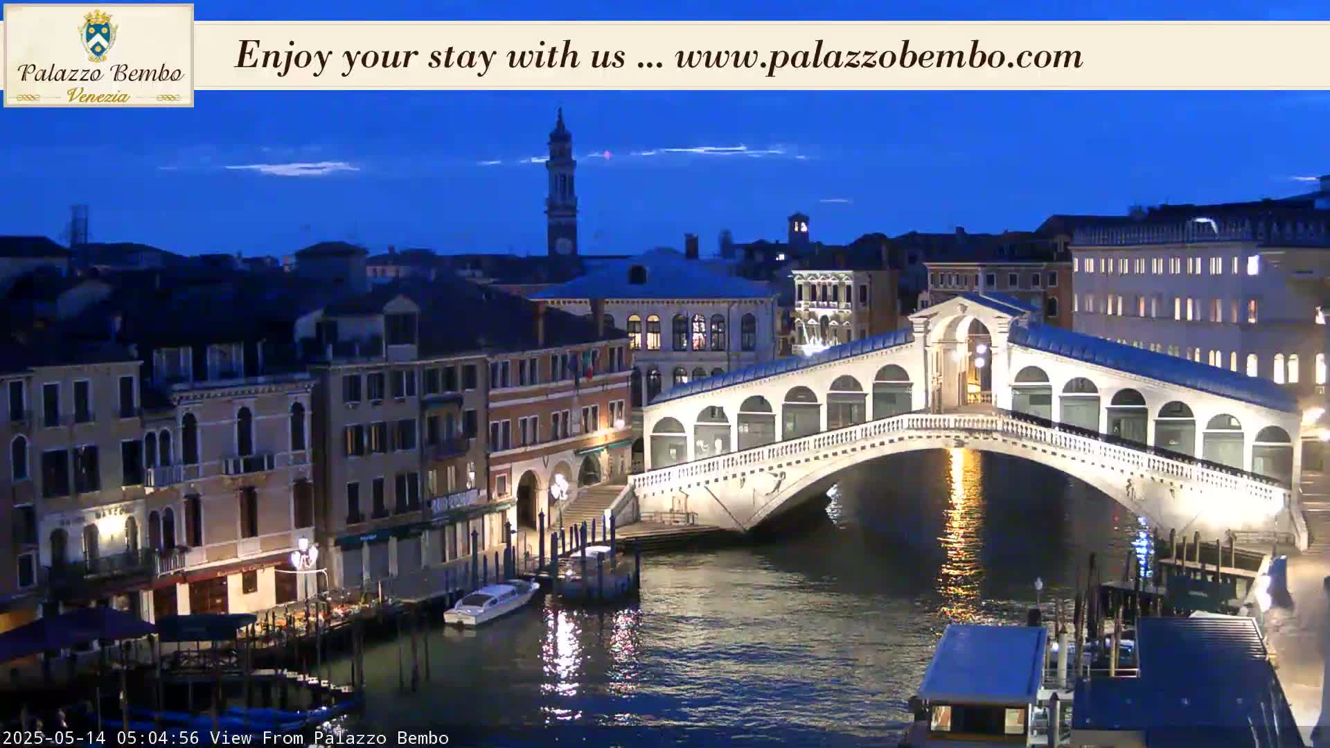 Venice, Rialto Bridge in Grand Canal Live Cam - Veneto, Italy