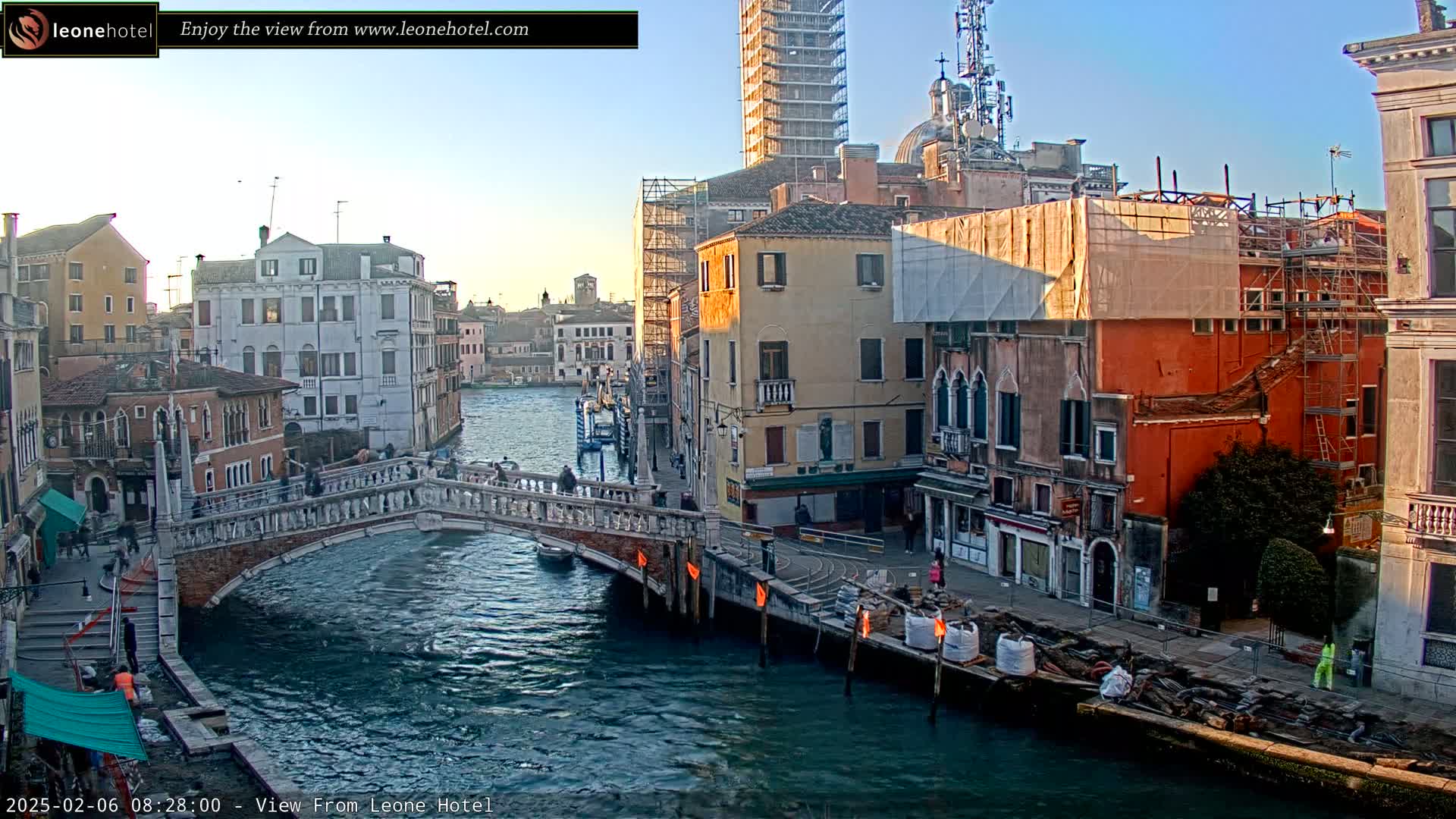 Venice, Canal of Cannaregio , Ponte delle Guglie Bridge Live Cam - Veneto, Italy