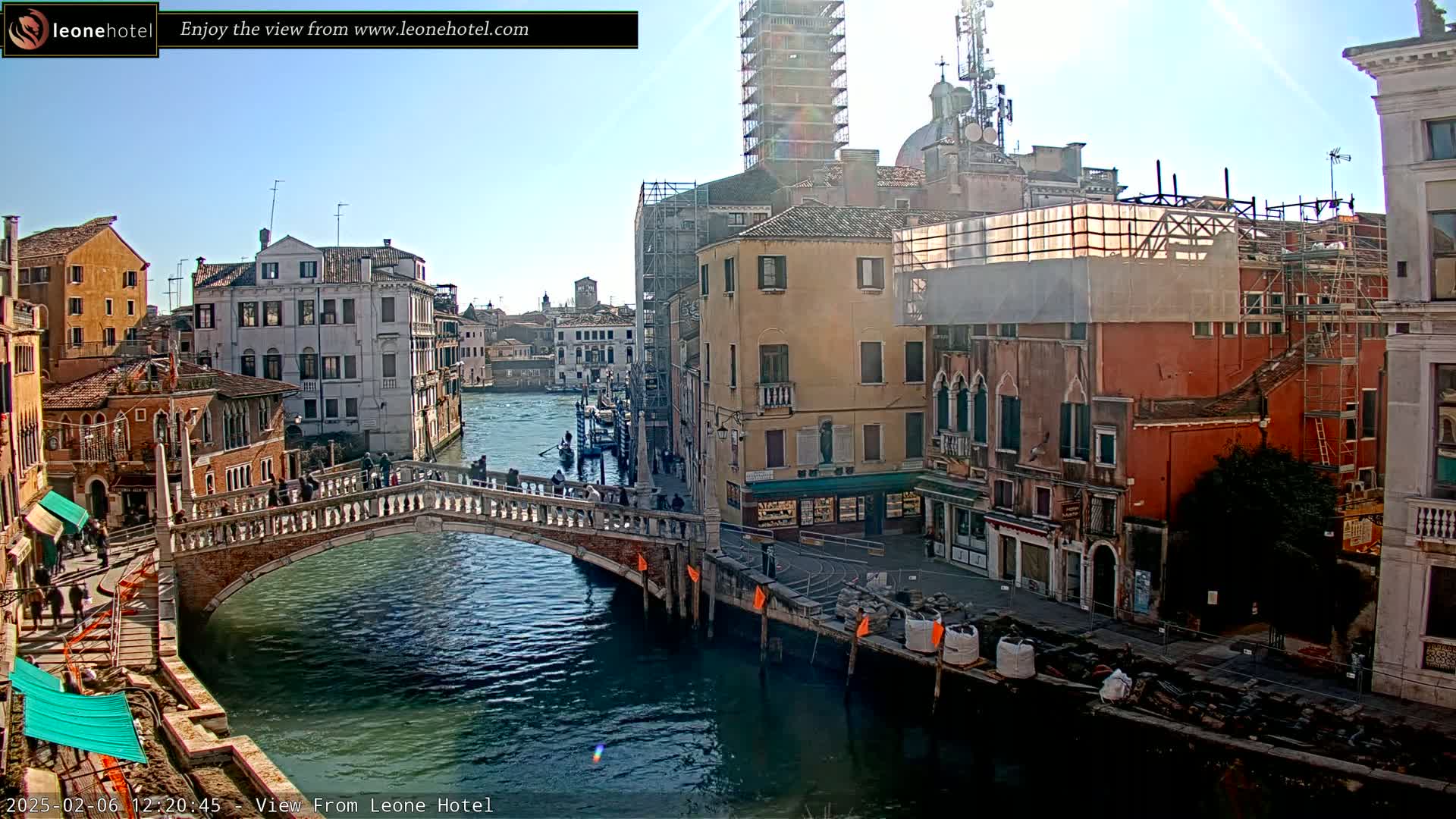 Venice, Canal of Cannaregio , Ponte delle Guglie Bridge Live Cam - Veneto, Italy