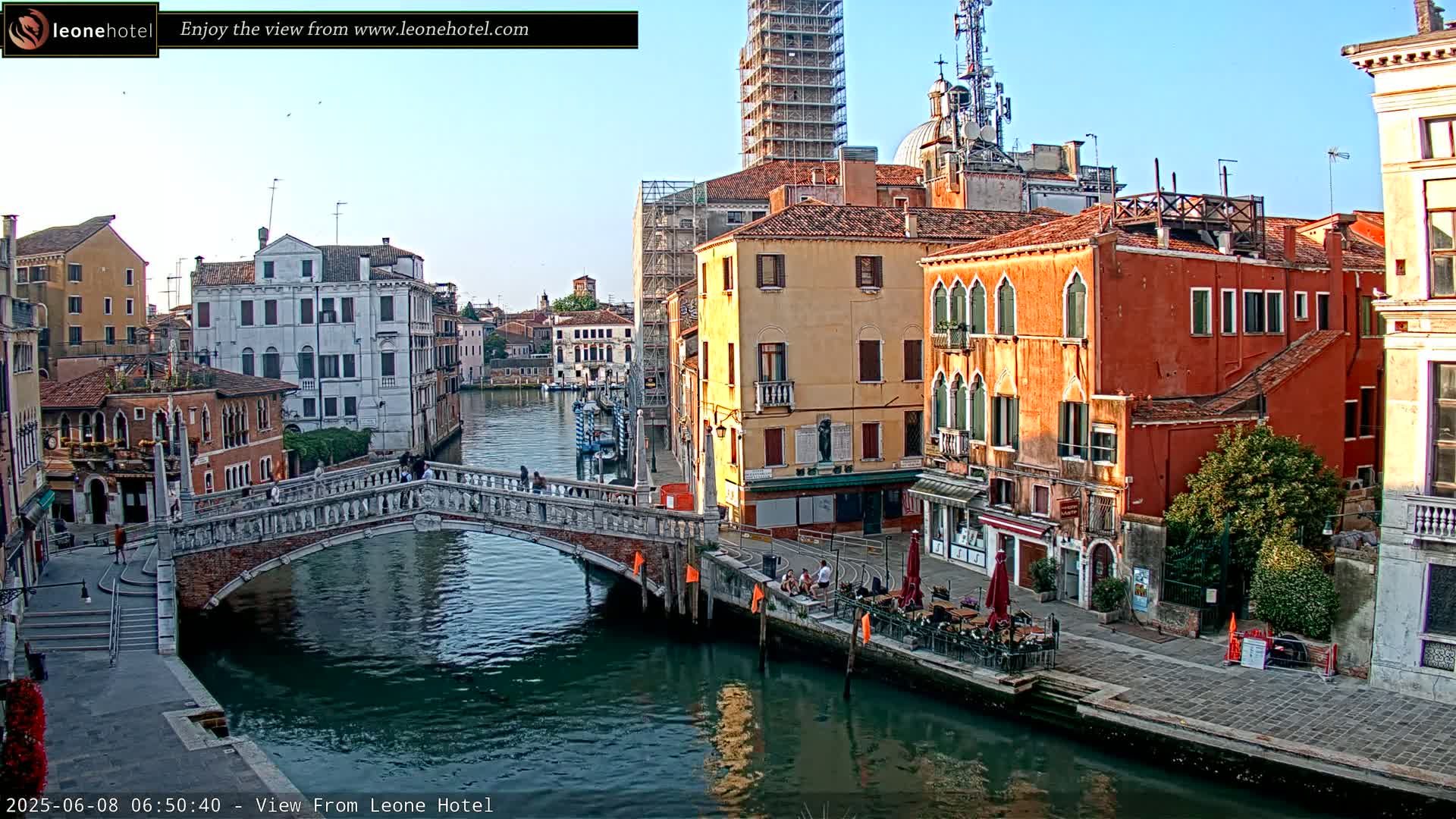 Venice, Canal of Cannaregio , Ponte delle Guglie Bridge Live Cam - Venice, Veneto, Italy