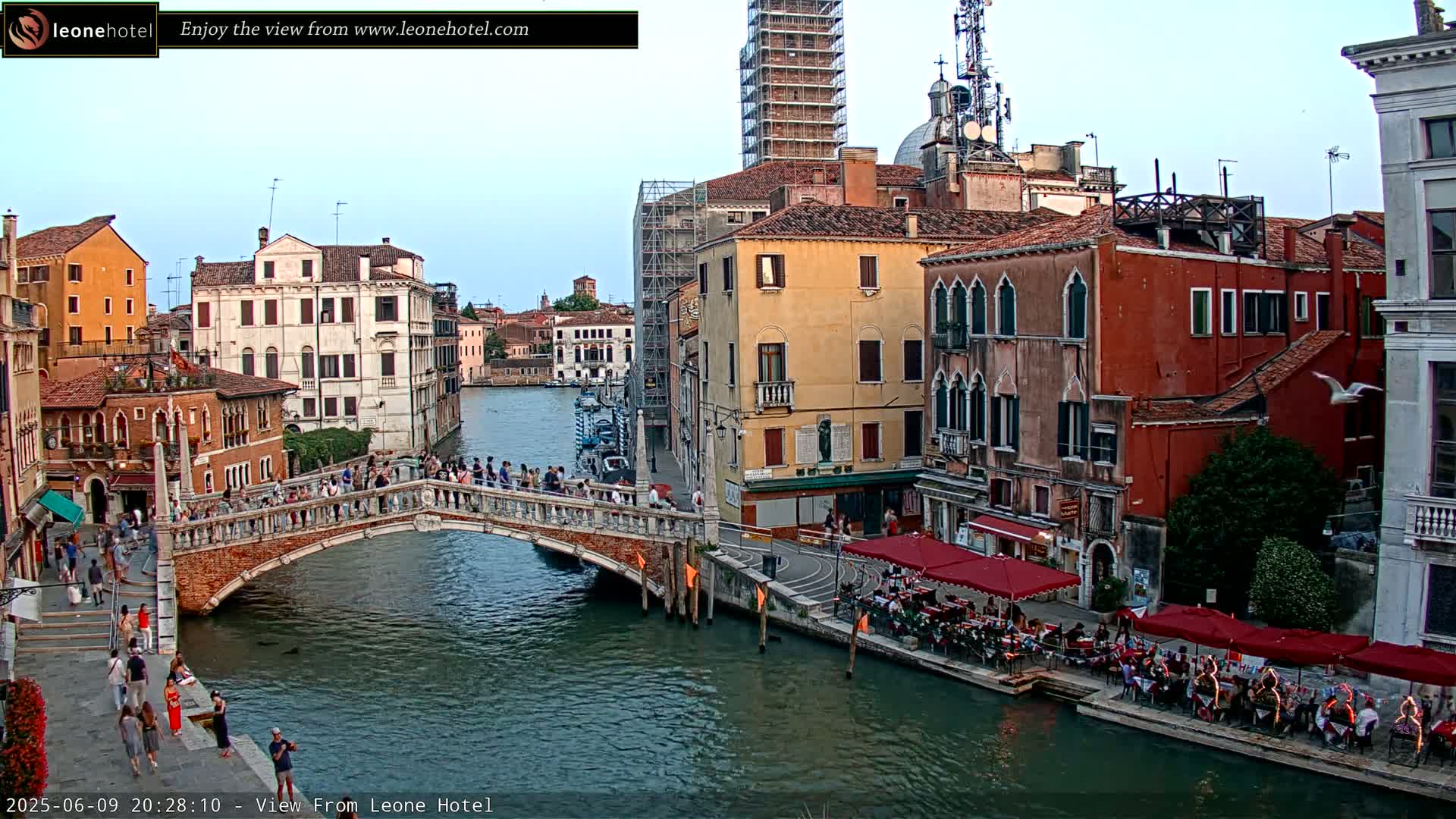 Venice, Canal of Cannaregio , Ponte delle Guglie Bridge Live Cam - Veneto, Italy